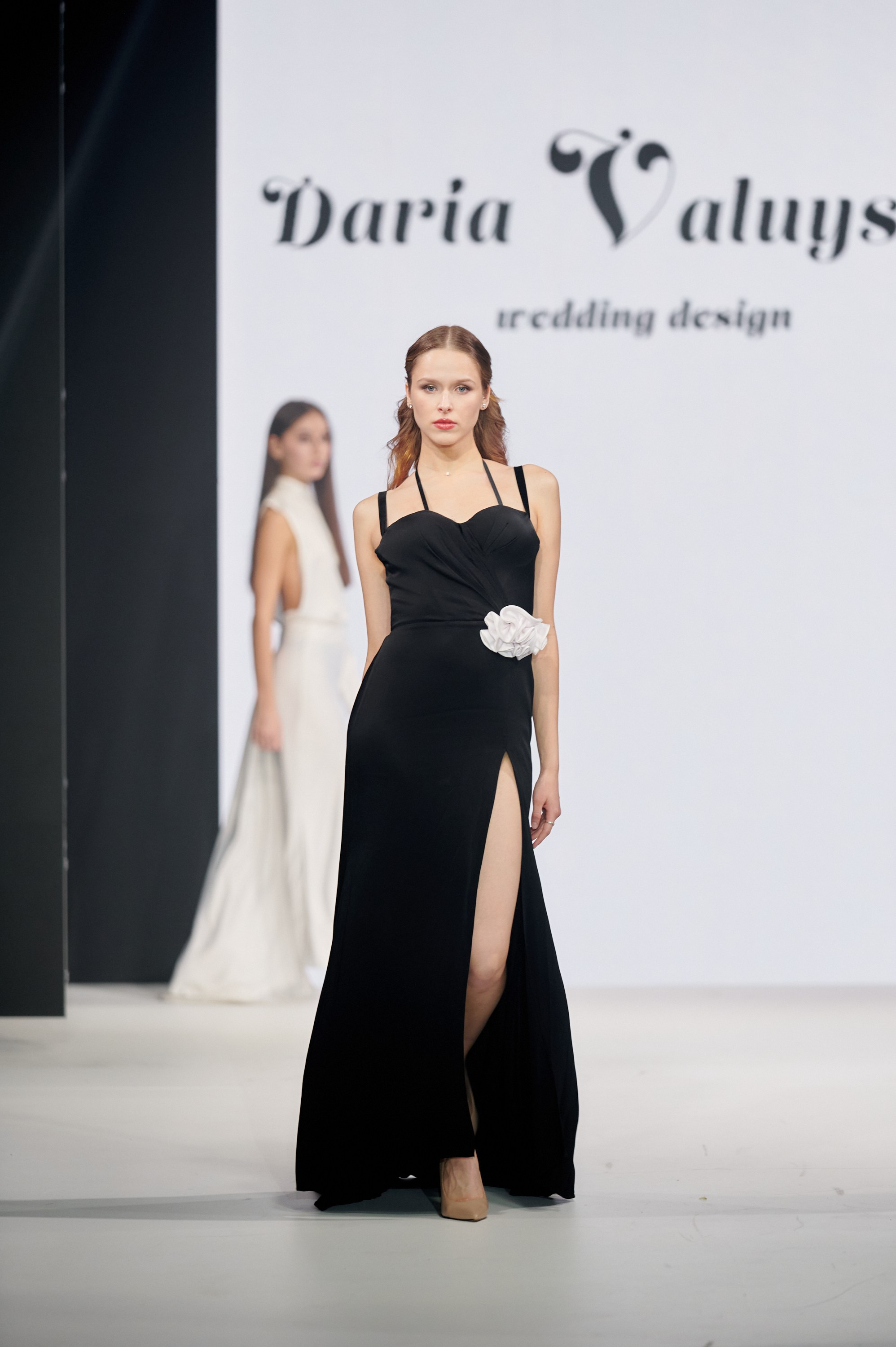 VSHOW_fashion показ. Коммерческий фотограф в Казани Ксения Добролюбова