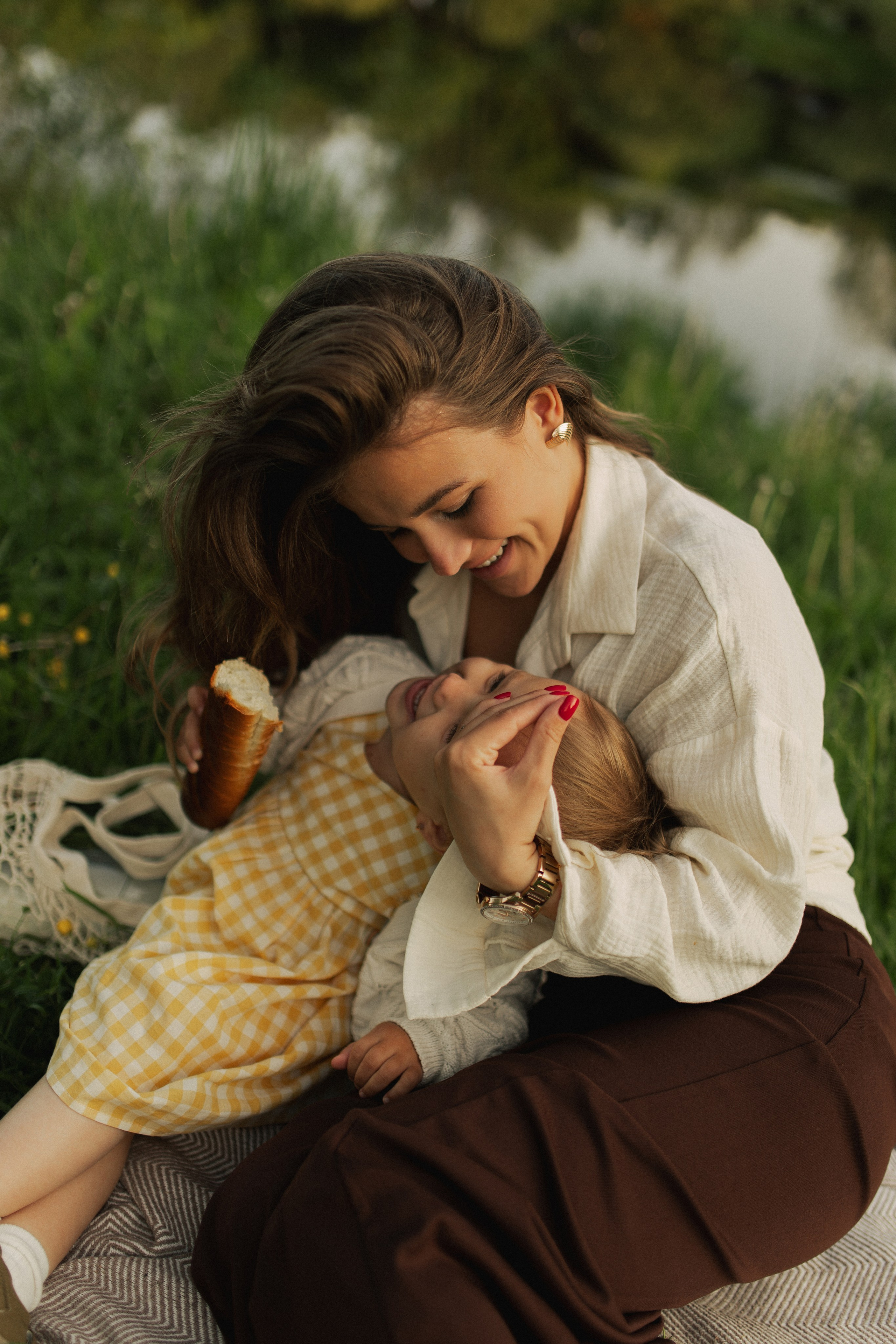 Лола и Софи. Главная