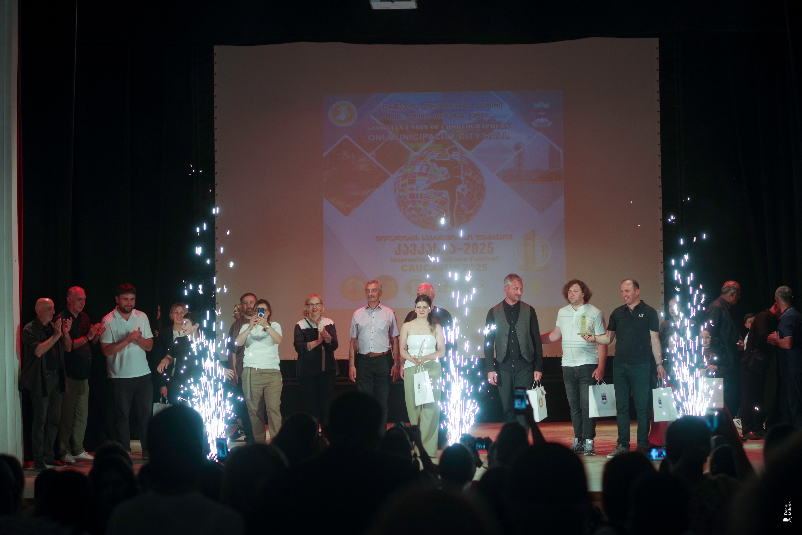 Танцы в прекрасном Они. Портретный фотограф Денис Милютин