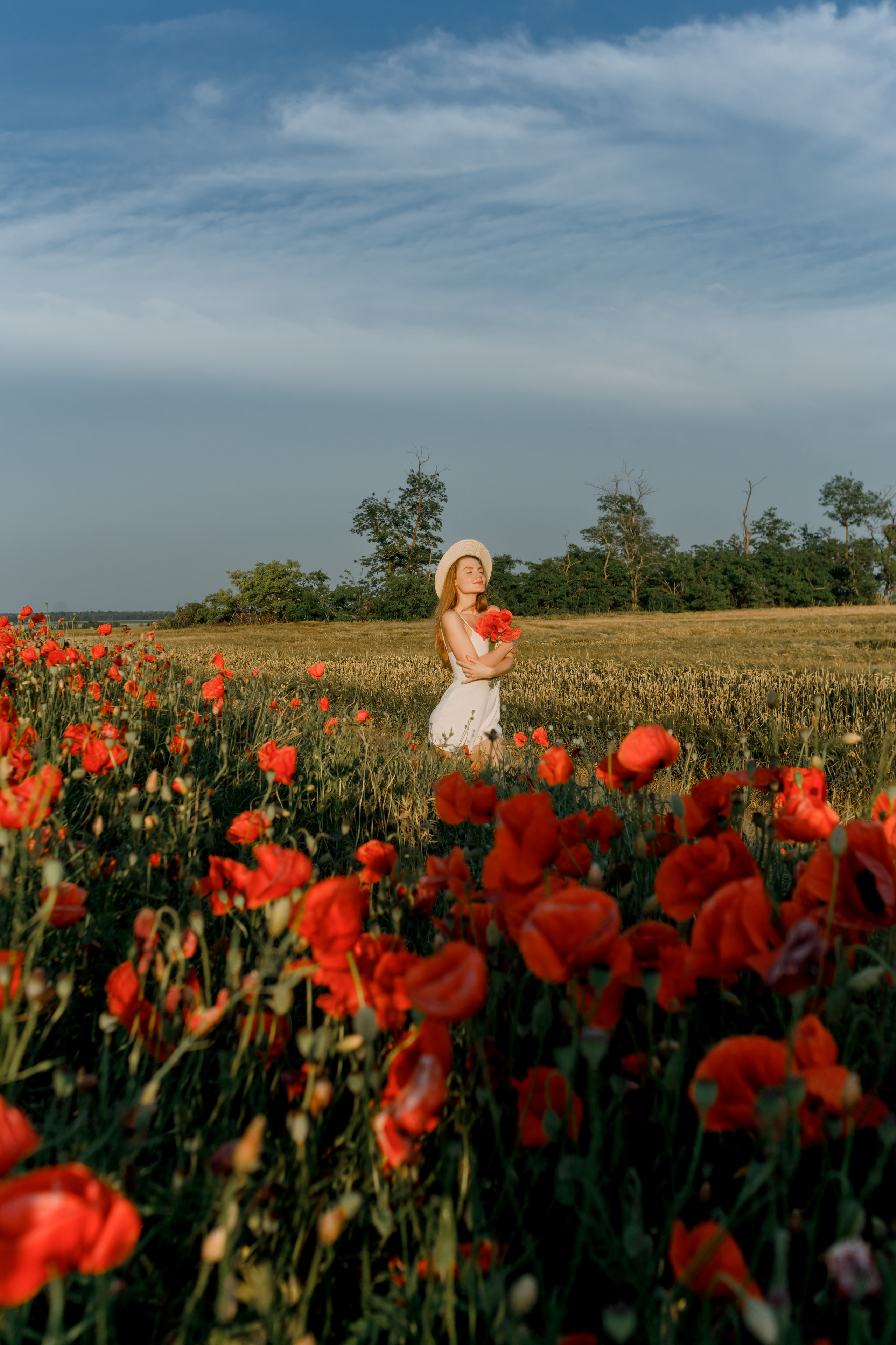 Фотосессия в маковом поле на закате. Свадебный и семейный фотограф в Краснодарском крае Мария Данилкина