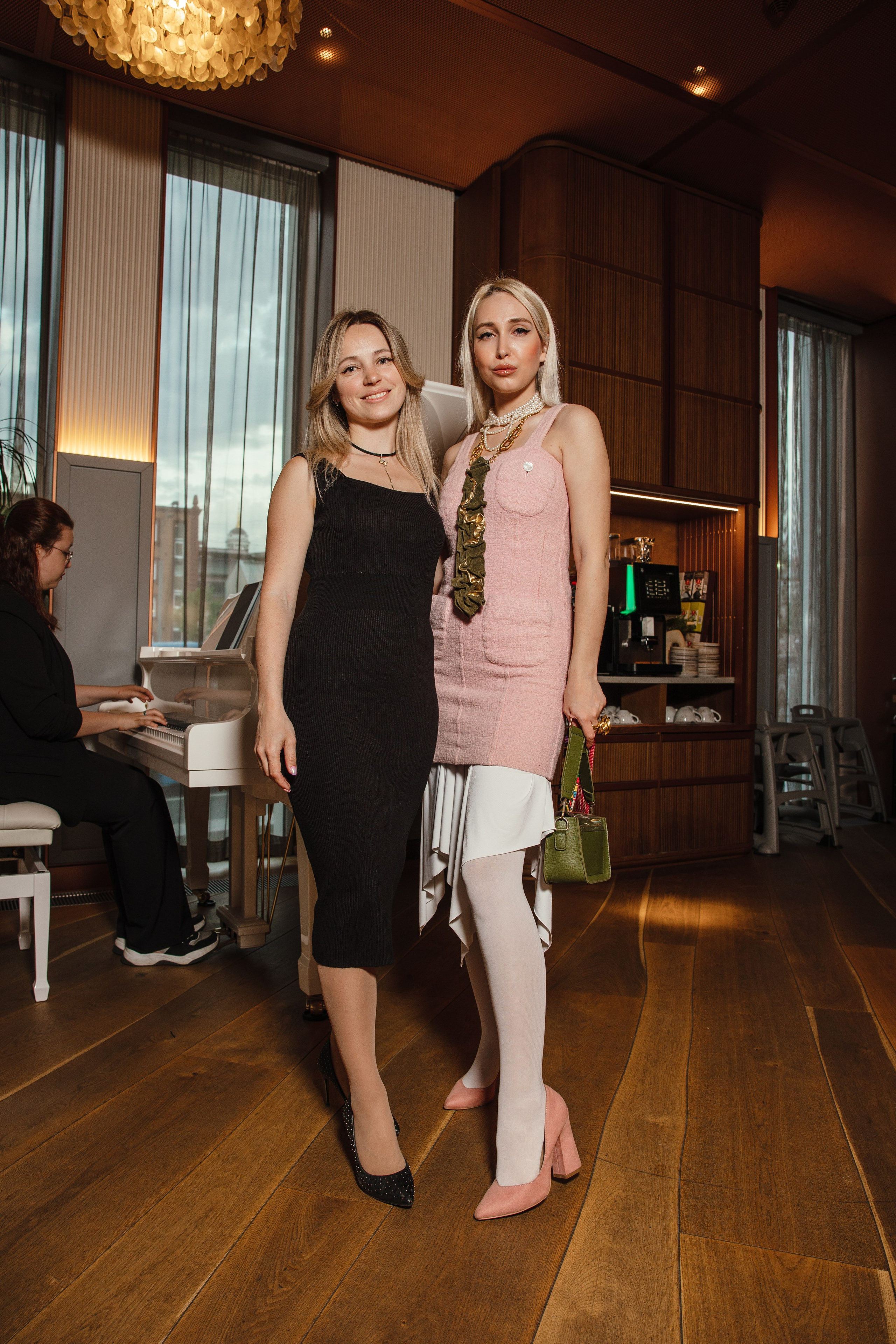 Презентация Russian Fashion Dom в ресторане Shagal. Контент фотограф в Москве и области Елена Кулакова