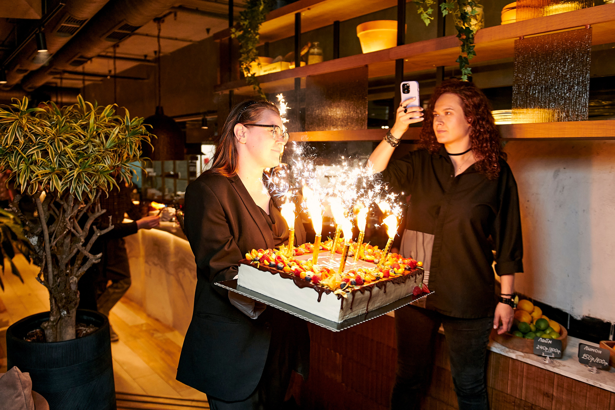 Высота 5642. День рождение ресторана. Фотограф Постольник Дарья