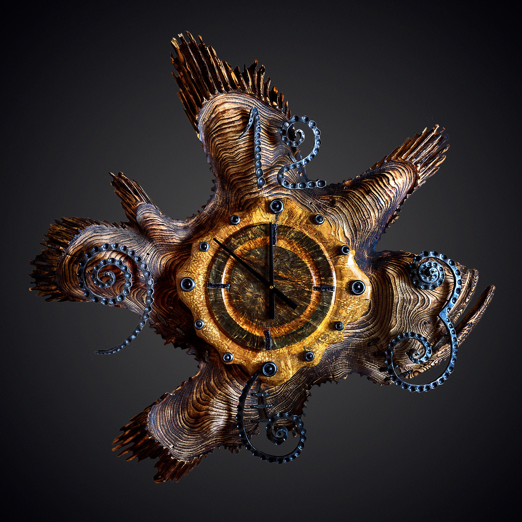 Изготовление и реализация художественных и бытовых изделий из натурального дерева