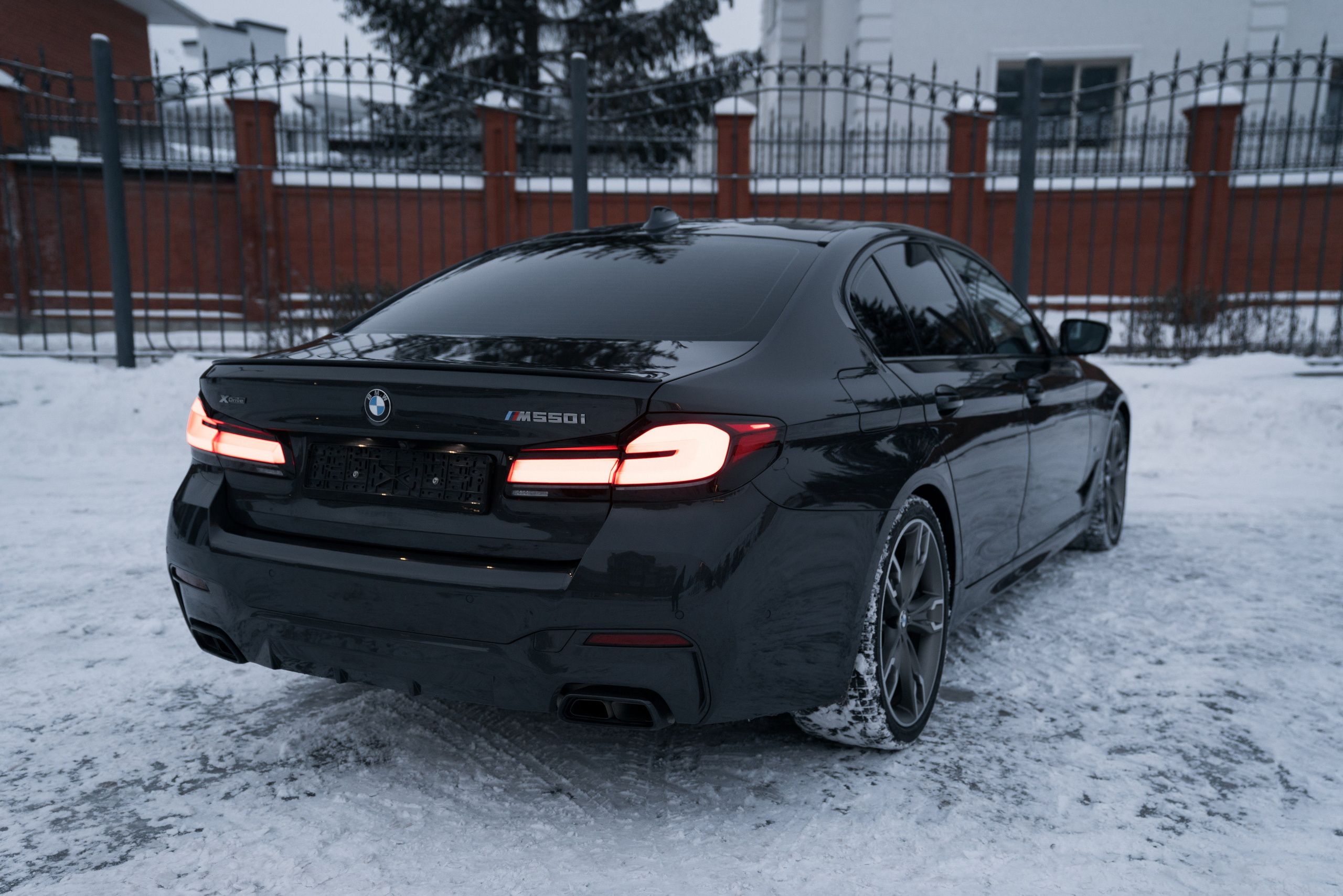BMW M550i XDrive. Идеальные портреты для соцсетей — Фотограф Ленар