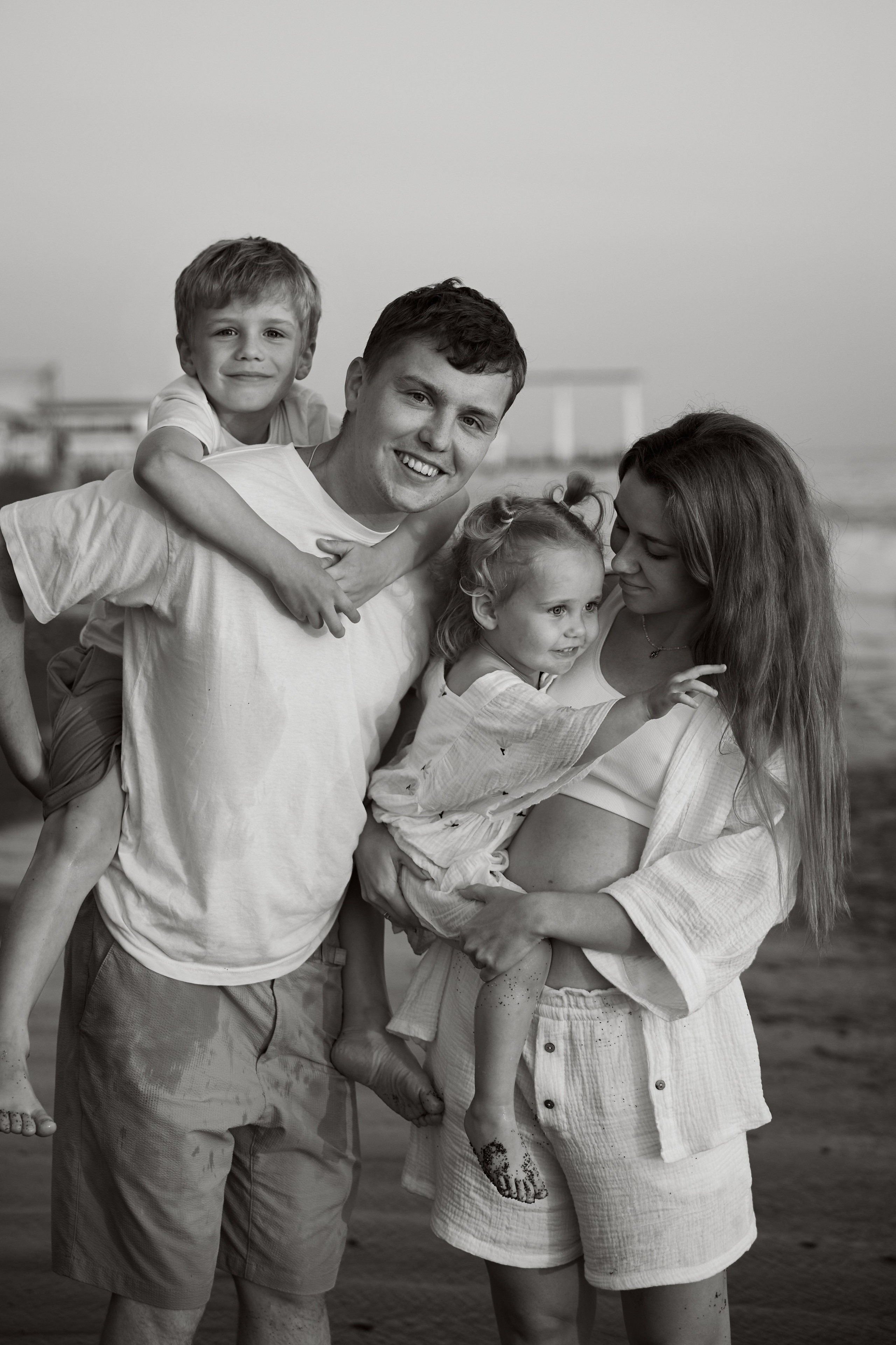 Иван, Саша, Мишка и Таюшка июнь 2025. Свадебный и семейный фотограф в Сочи и Краснодарском крае Анна Шмелёва