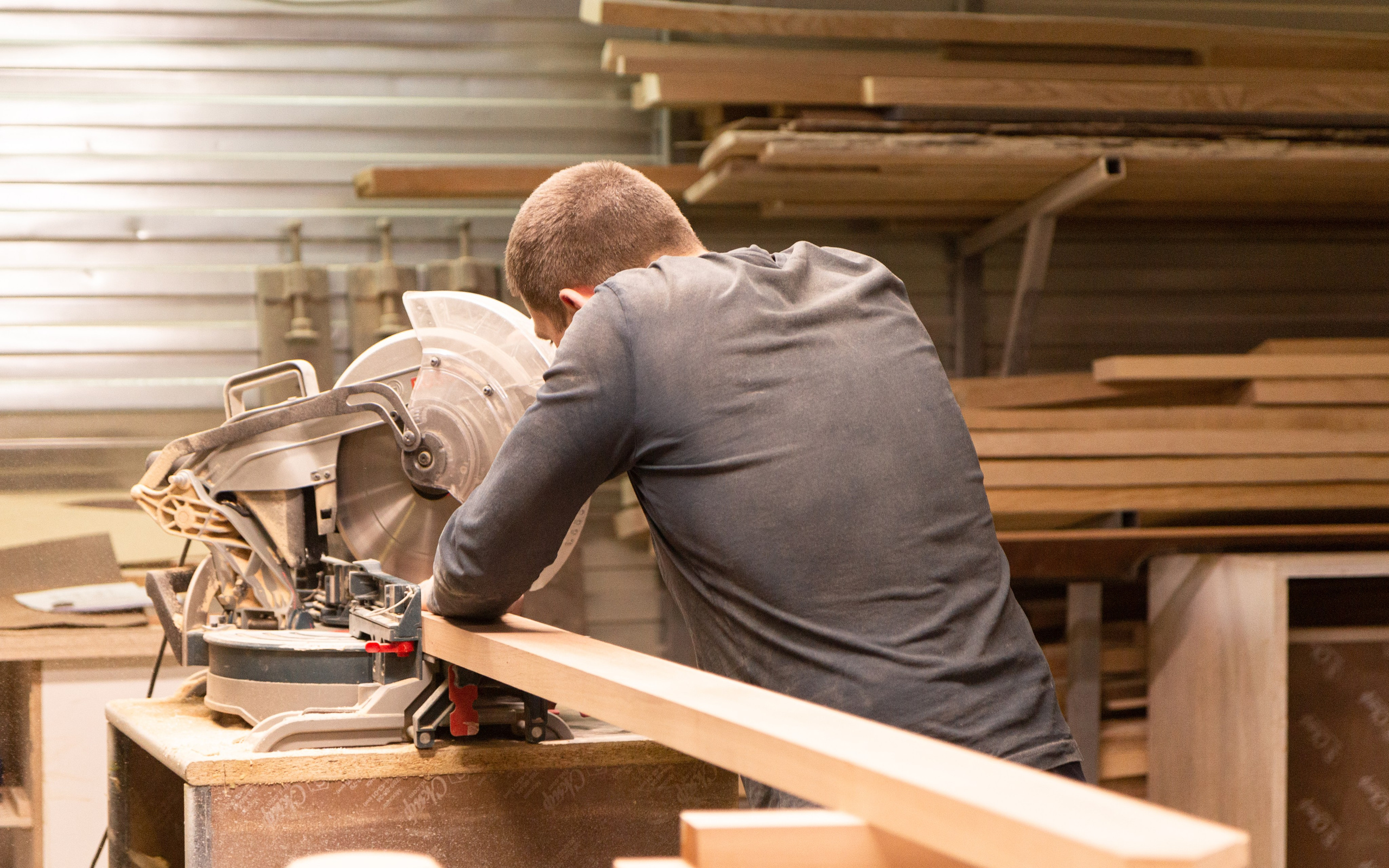 Фабрика «Абсолют мебель». Предметный и репортажный фотограф Алексей Кротов
