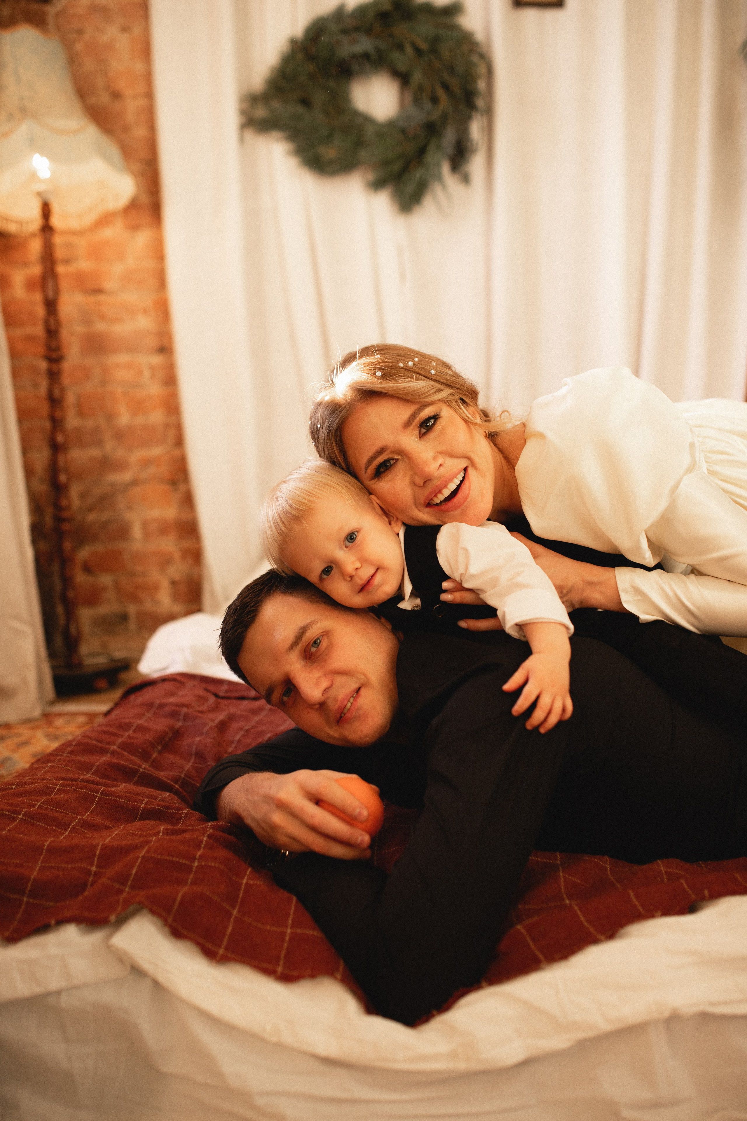 Оли Новогодняя семейная. Семейный фотограф в Санкт-Петербурге Ирина Иванова