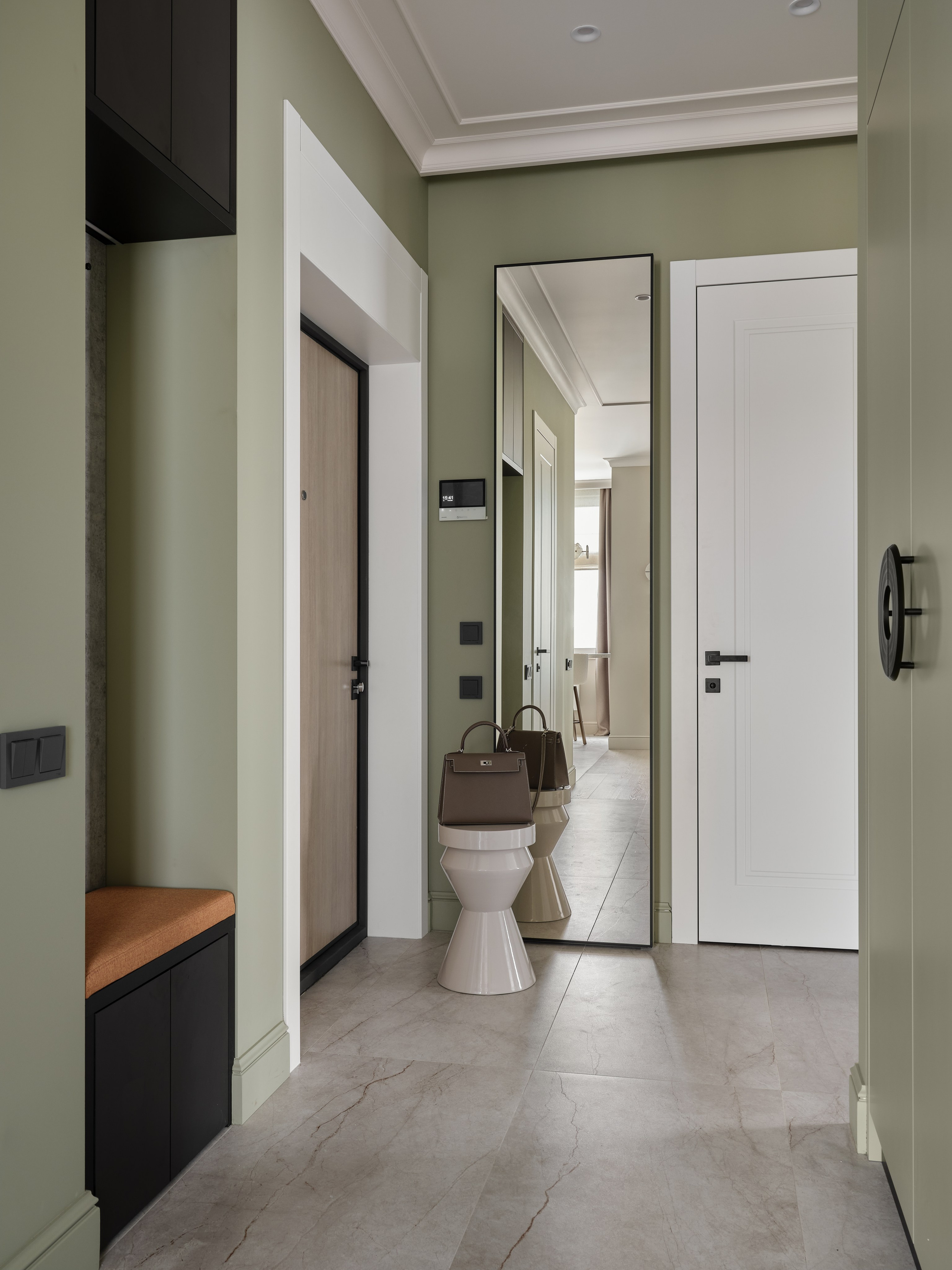 Лаконичный интерьер с акцентами. Фотограф Наталья Вершинина