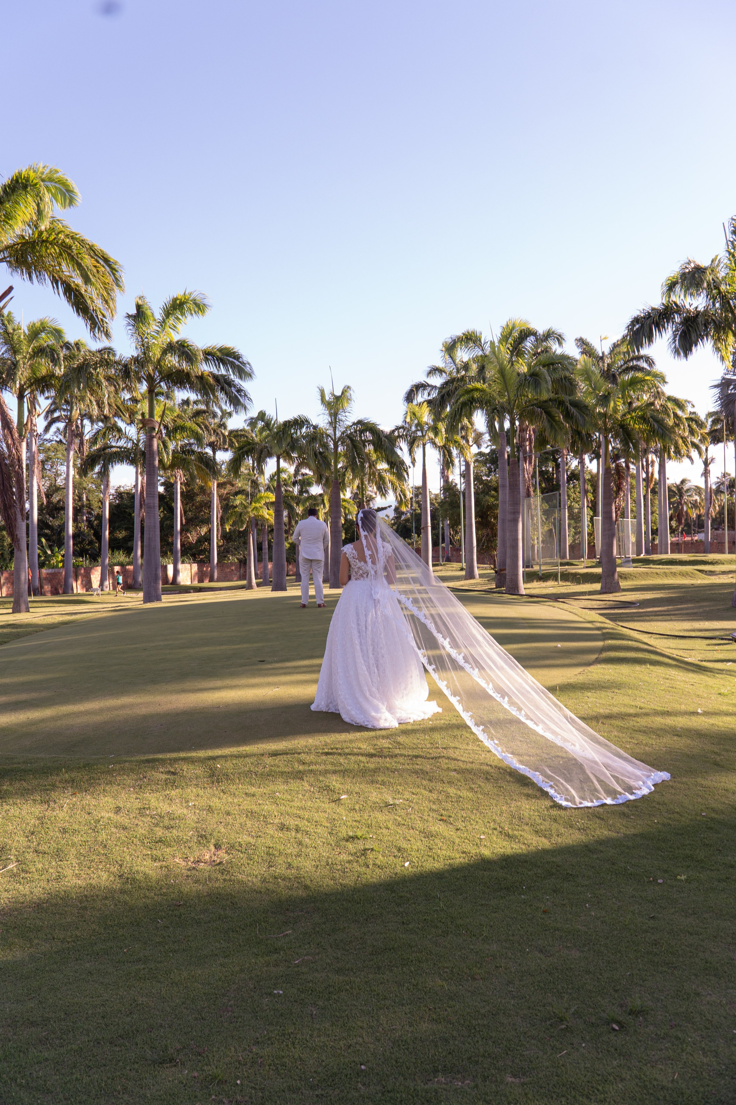 Carola & Gerson. Wedding Photographer in Barcelona and Medellin