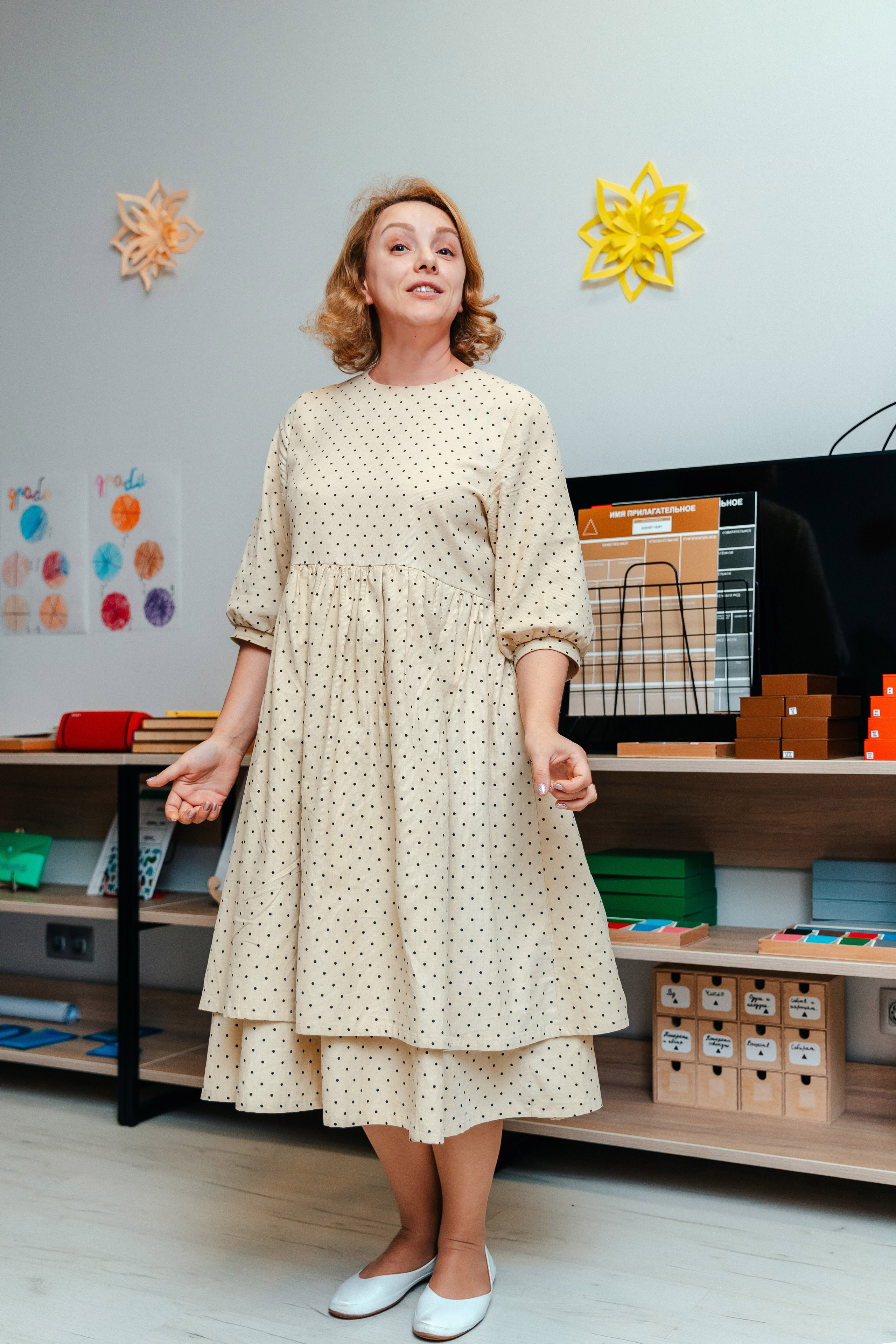 Новогодний утренник в Монтессори-школе. Семейный lifestyle фотограф в Санкт-Петербурге Людмила Пахомова