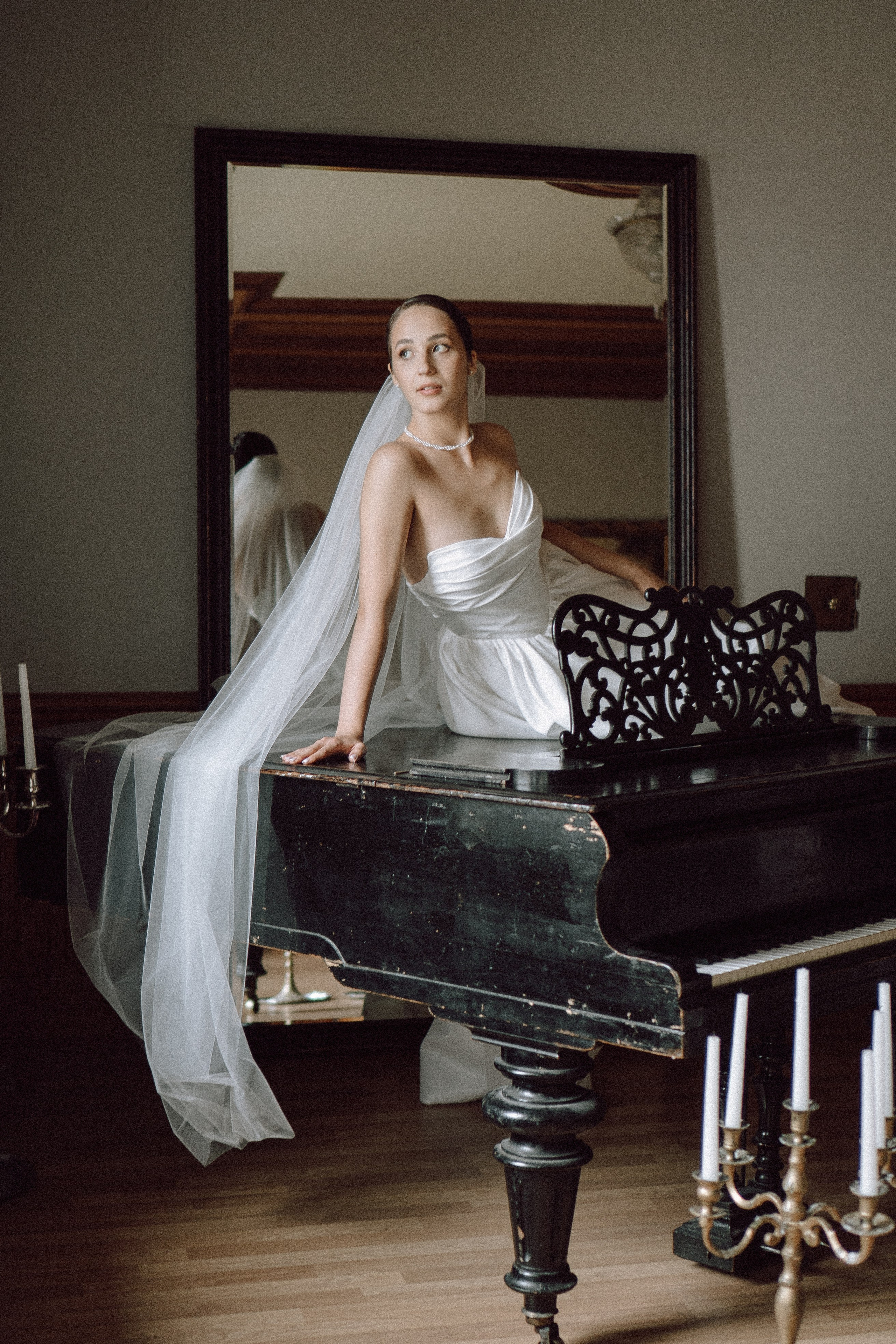 СВАДЕБНАЯ ПРОГУЛКА В САНТК-ПЕТЕРБУРГЕ (ИСАКИЕВСКИЙ СОБОР, ЗИМНЯЯ КАНАВКА, ЭРМИТАЖ И БОЛЬШАЯ МОРСКАЯ УЛИЦА). Профессиональный фотограф, Санкт-Петербург — Виктория Богомолова