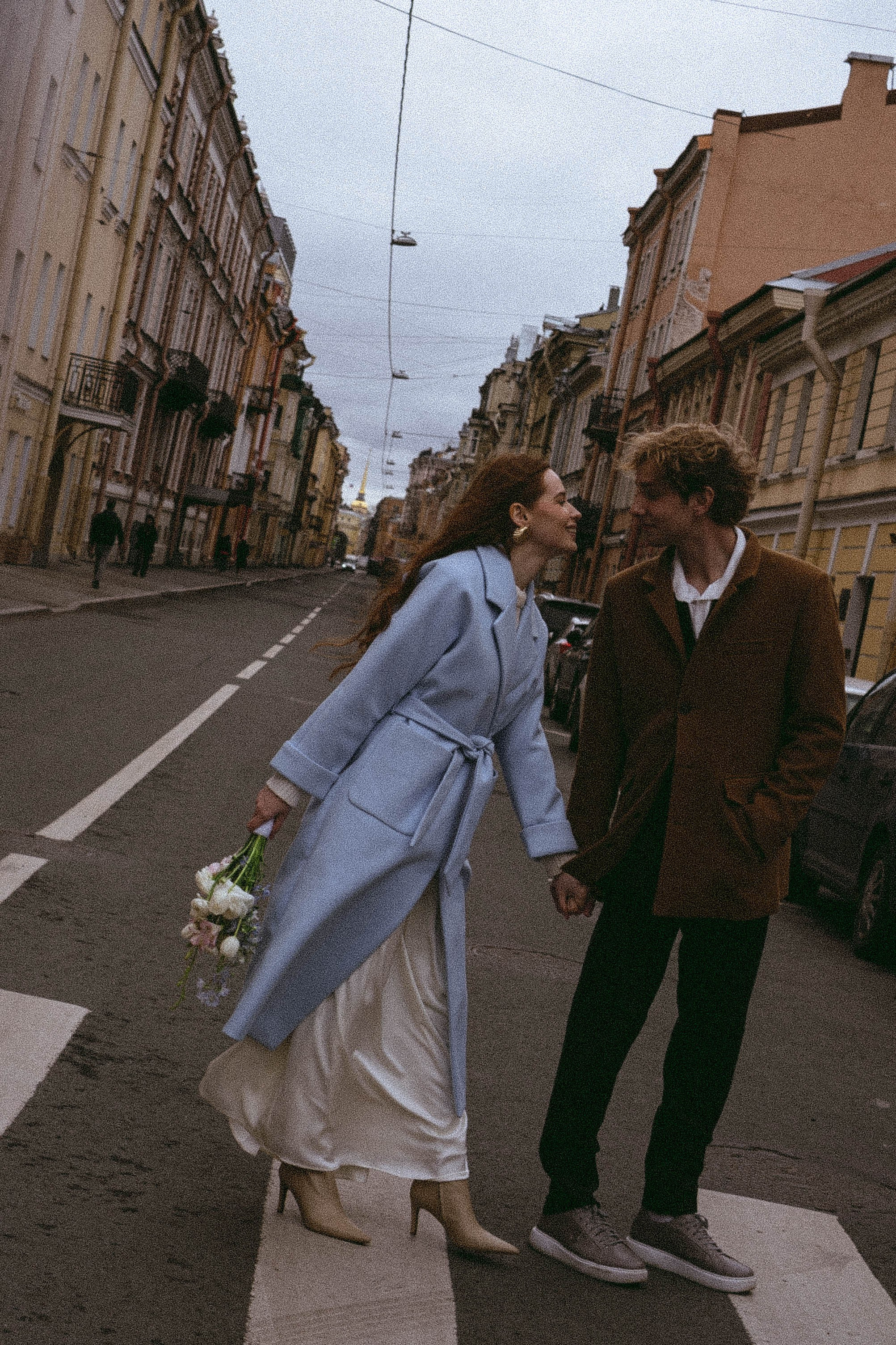 СВАДЕБНАЯ СЬЕМКА В ОТЕЛЕ. СБОРЫ ЖЕНИХА И НЕВЕСТЫ И ТАКЖЕ ТОР И ПОДГОТОВКА К ПРОГУЛКЕ И ПРОГУЛКА ПО ПЕТРОГРАДКЕ. Профессиональный фотограф, Санкт-Петербург — Виктория Богомолова