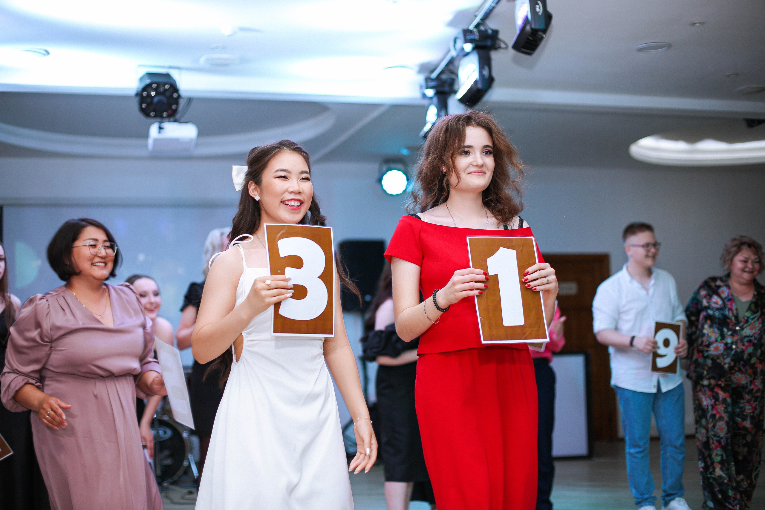 ВЫПУСКНОЙ 2024 | № 8. Свадебный и Школьный фотограф Улан-Удэ Бурятия Джулия Топоева Выпускные альбомы Фотограф на мероприятие