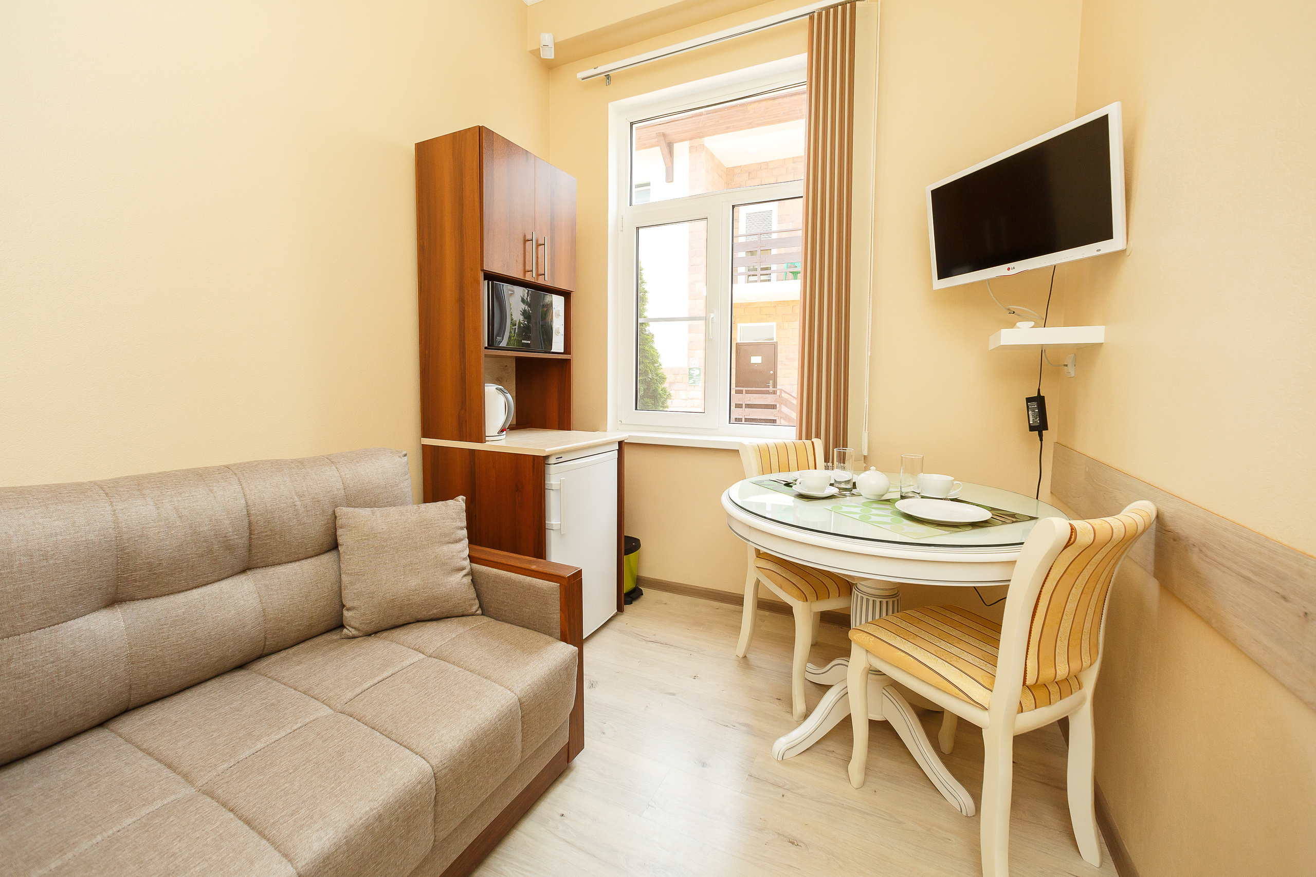 Отель "Саяны". Репортажный и семейный фотограф видеограф в Москве