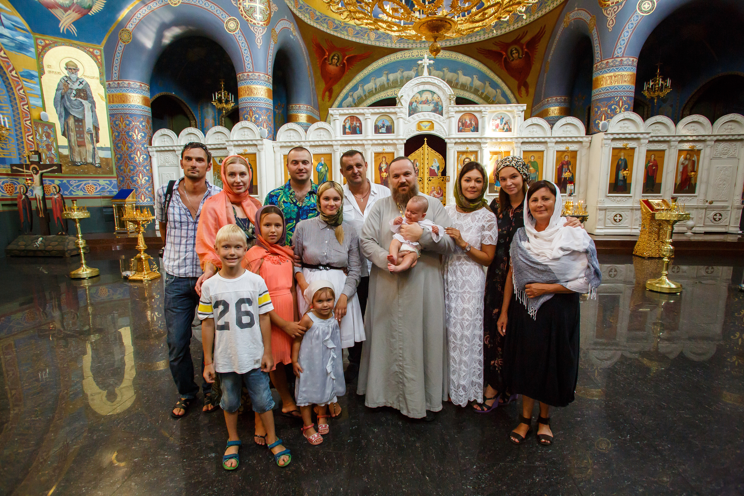 Крещение. Репортажный и семейный фотограф видеограф в Москве