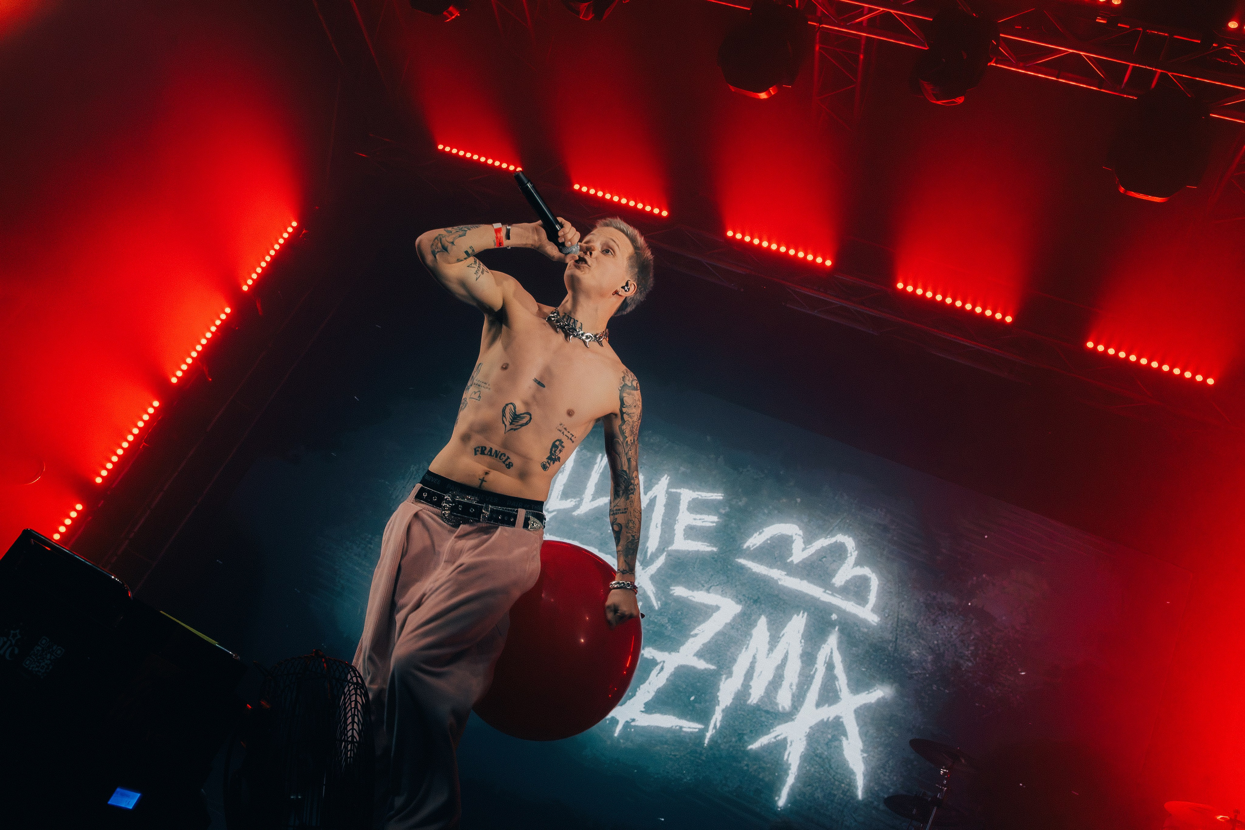Call Me Karizma | ГРАФИТ. Ilya Foxy — автомобильный фотограф