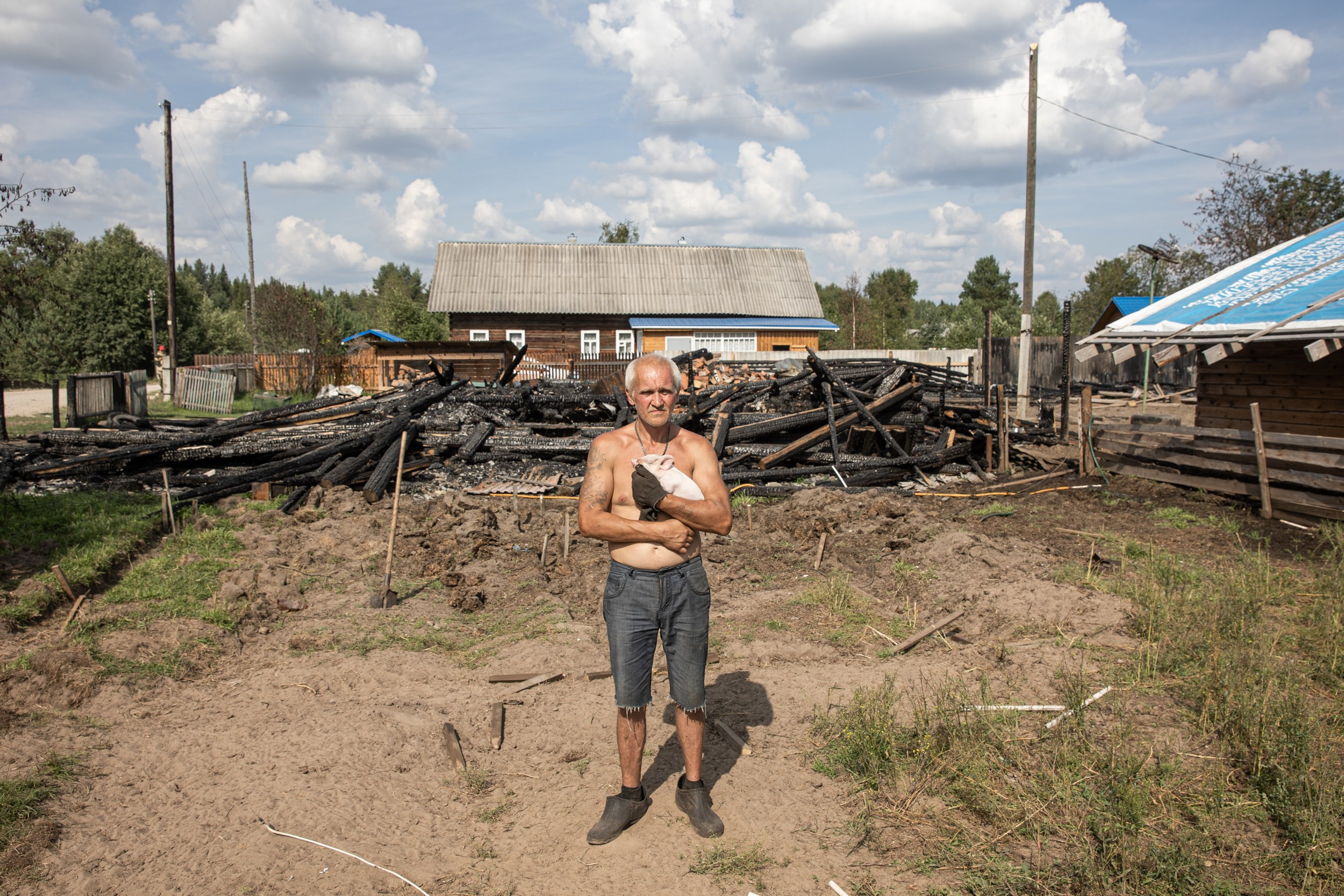 Добровольные пожарные. Yulia Nevskaya, documentary photographer and photojournalist