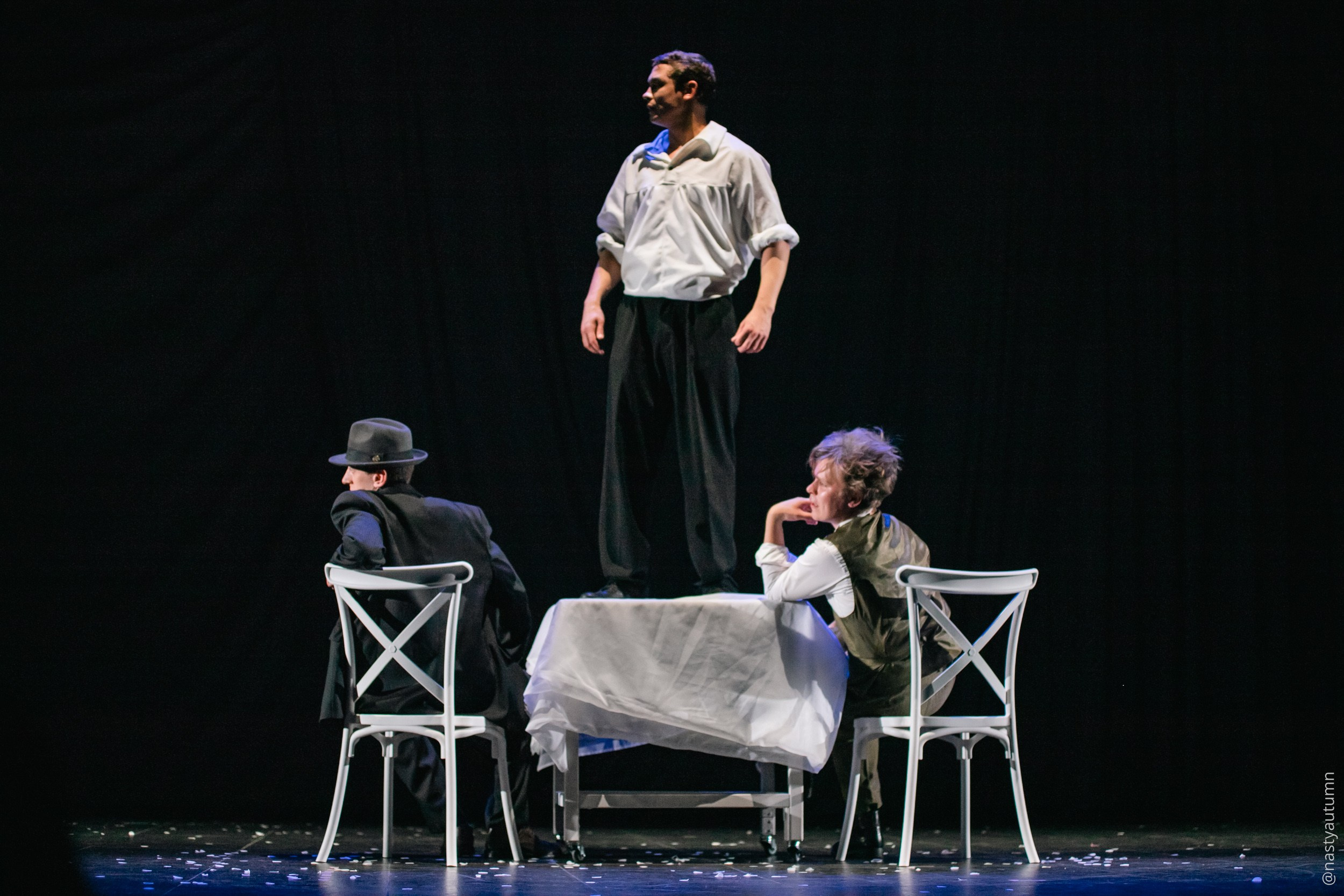 Генеральный прогон «Маяковский. Я сам.». Репортажный и концертный фотограф в Москве Анастасия Осень