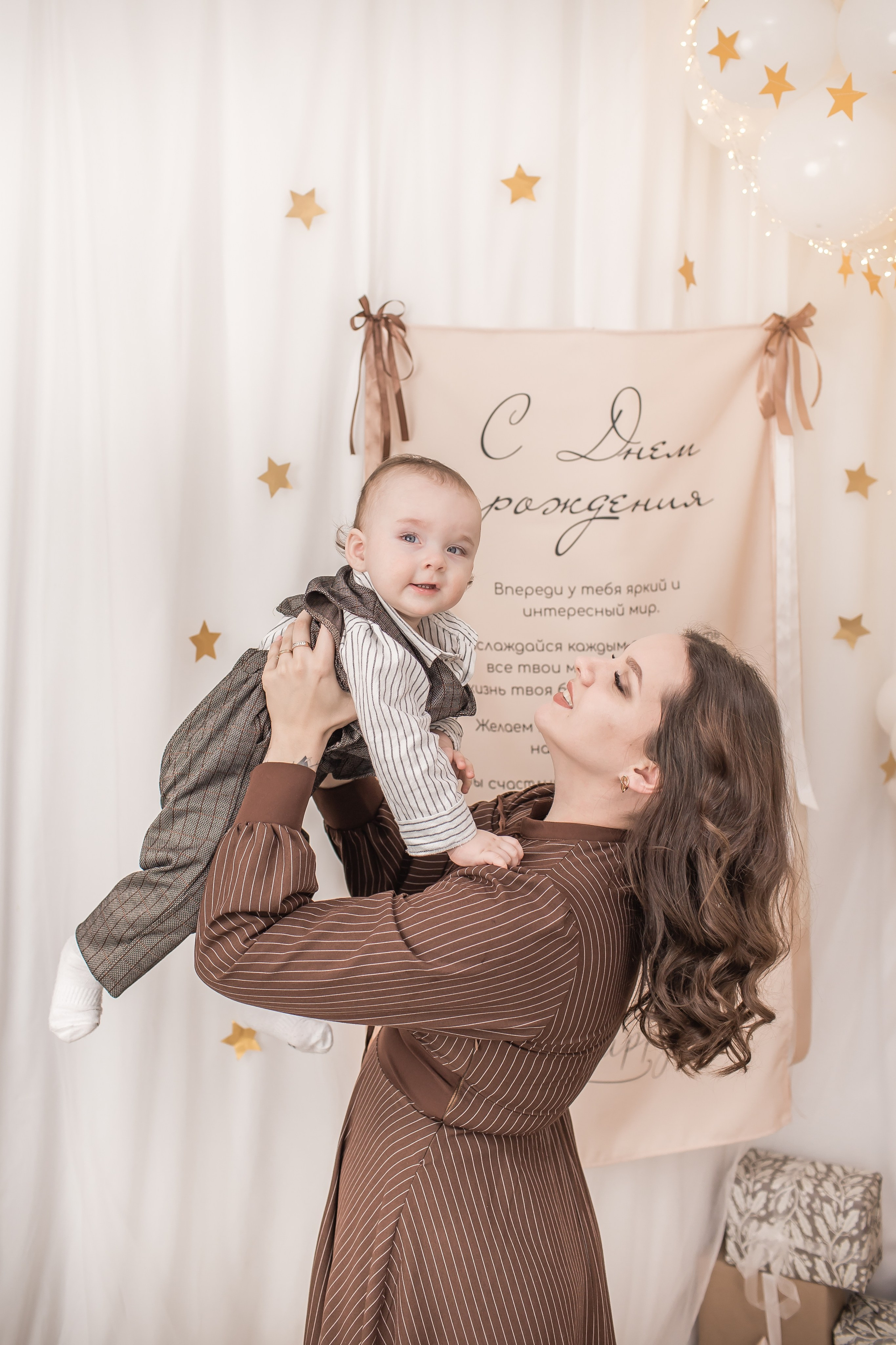 СЕМЕЙНЫЕ кадры. Детский семейный фотограф на первый годик город Новосибирск Дымова Светлана пакеты всё включено 1-3 года