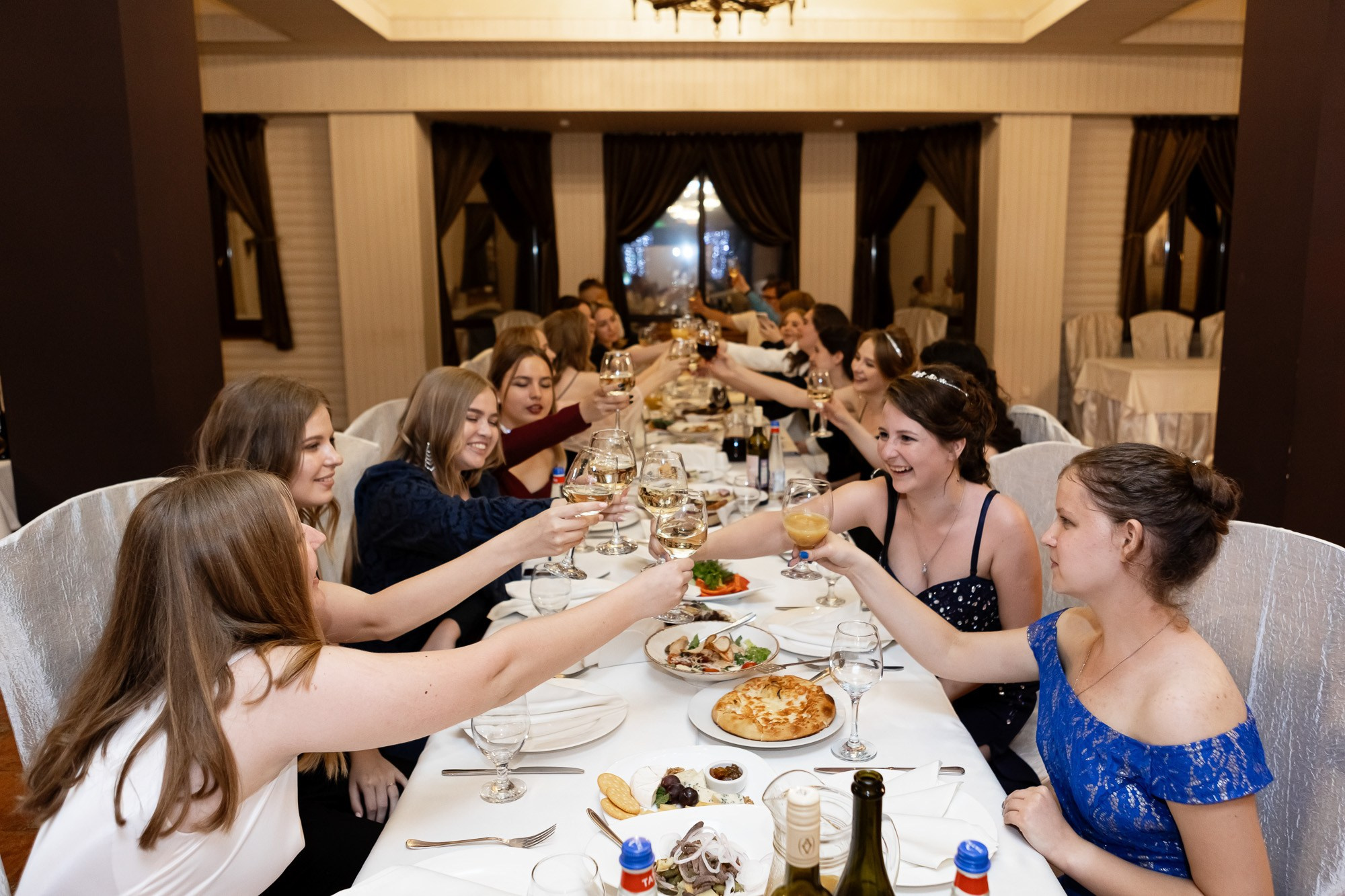 Фотосъёмка выпускного в школе. Свадебный фотограф, фотосъемка в Крыму, Севастополе, Симферополе, Ялте