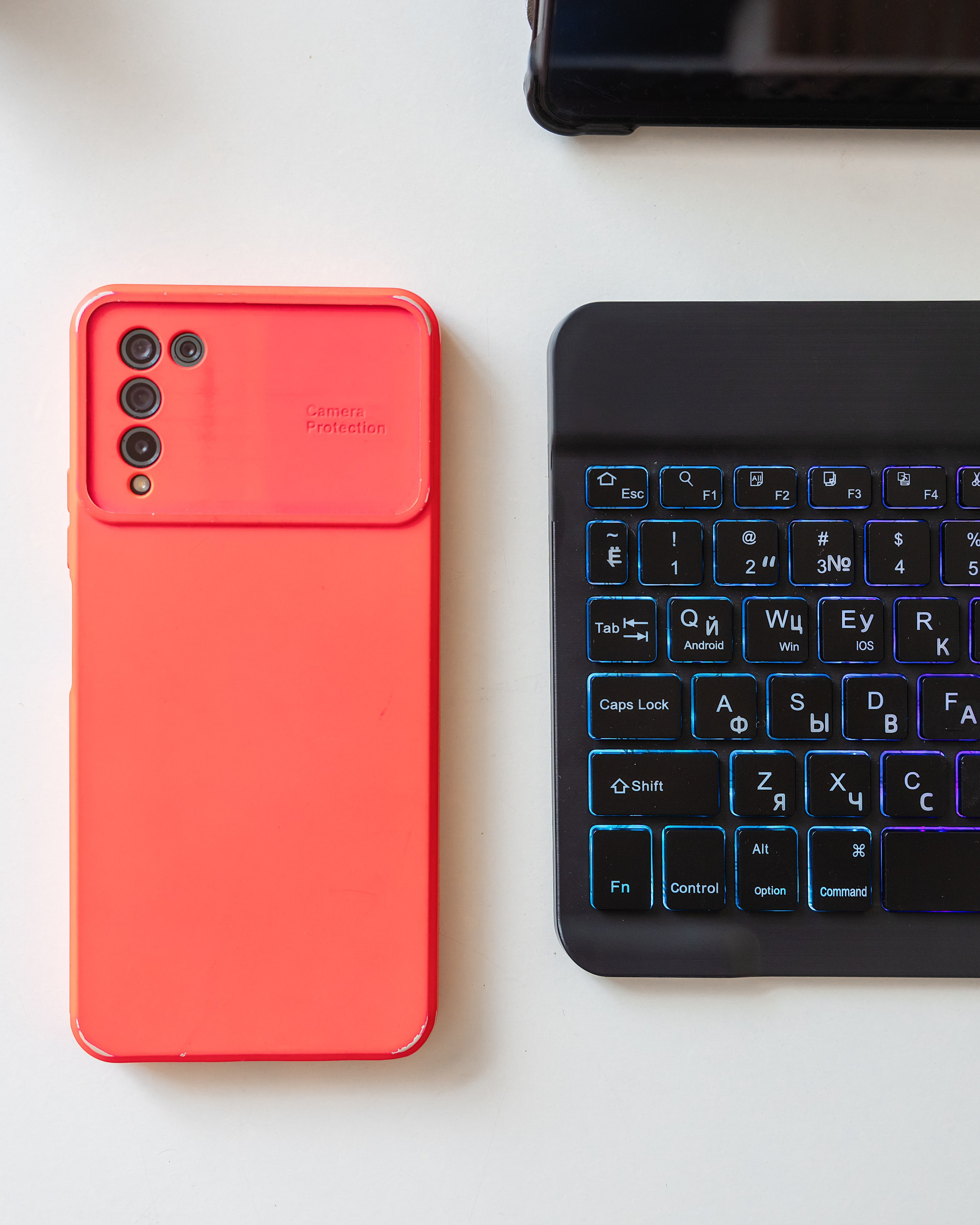 WB: Клавиатуры и чехлы. Фотограф и видеограф в Улан-Удэ: Аюна Габагуева и Артём Шаханов