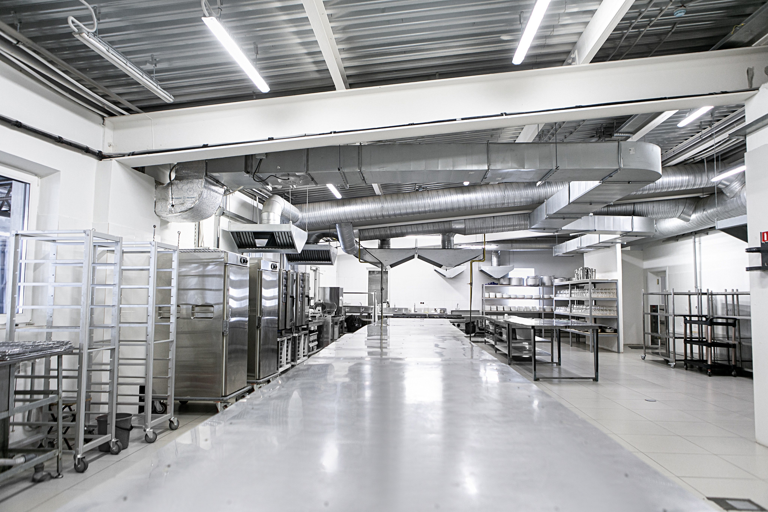 Банкетный зал Grand Holl. Контент фотограф, съемка для маркетплейсов, фуд съемка и репортажи в Новосибирске Ралия Галеева