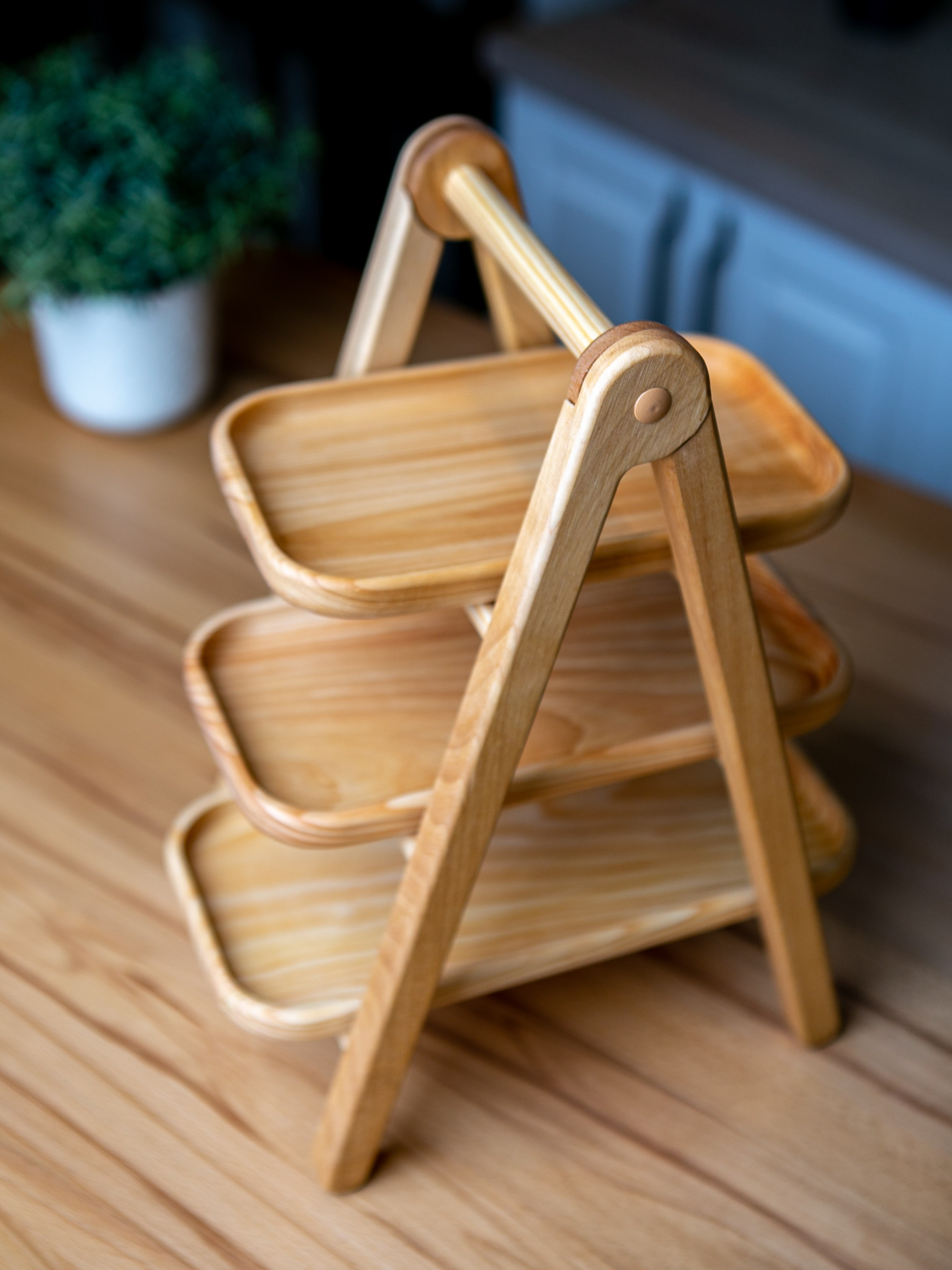 Подносы и этажерки. Контент фотограф, съемка для маркетплейсов, фуд съемка и репортажи в Новосибирске Ралия Галеева