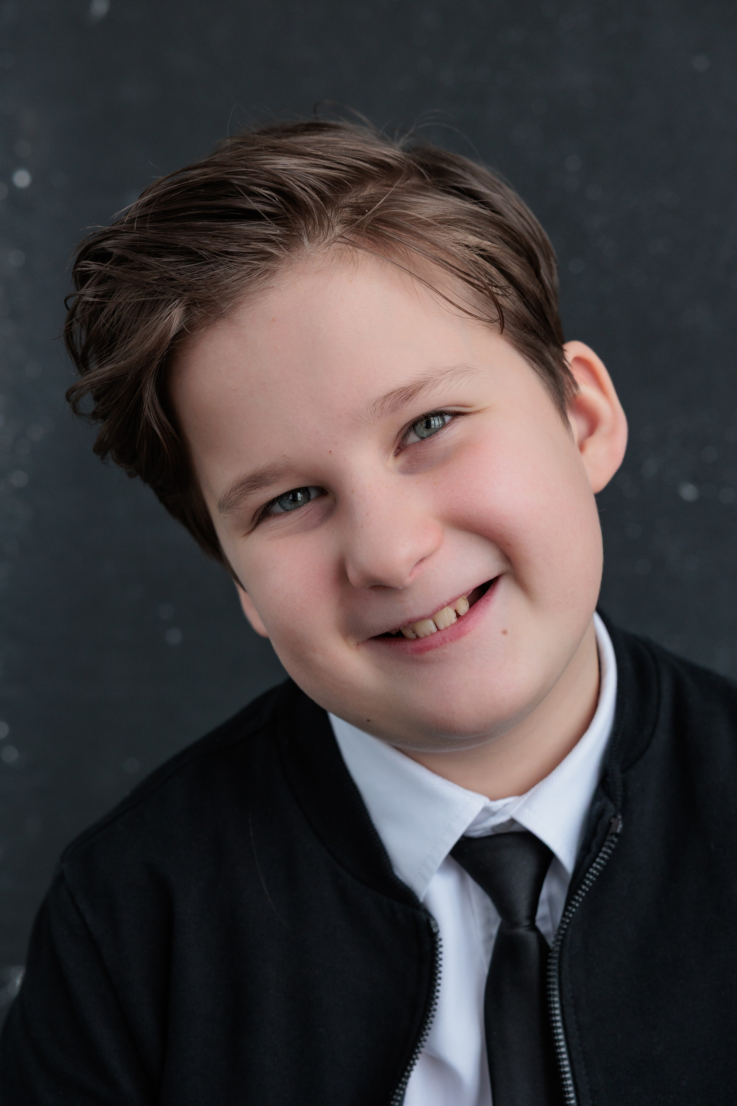 МАТВЕЙ. Я фотограф из Москвы к Вашим услугам