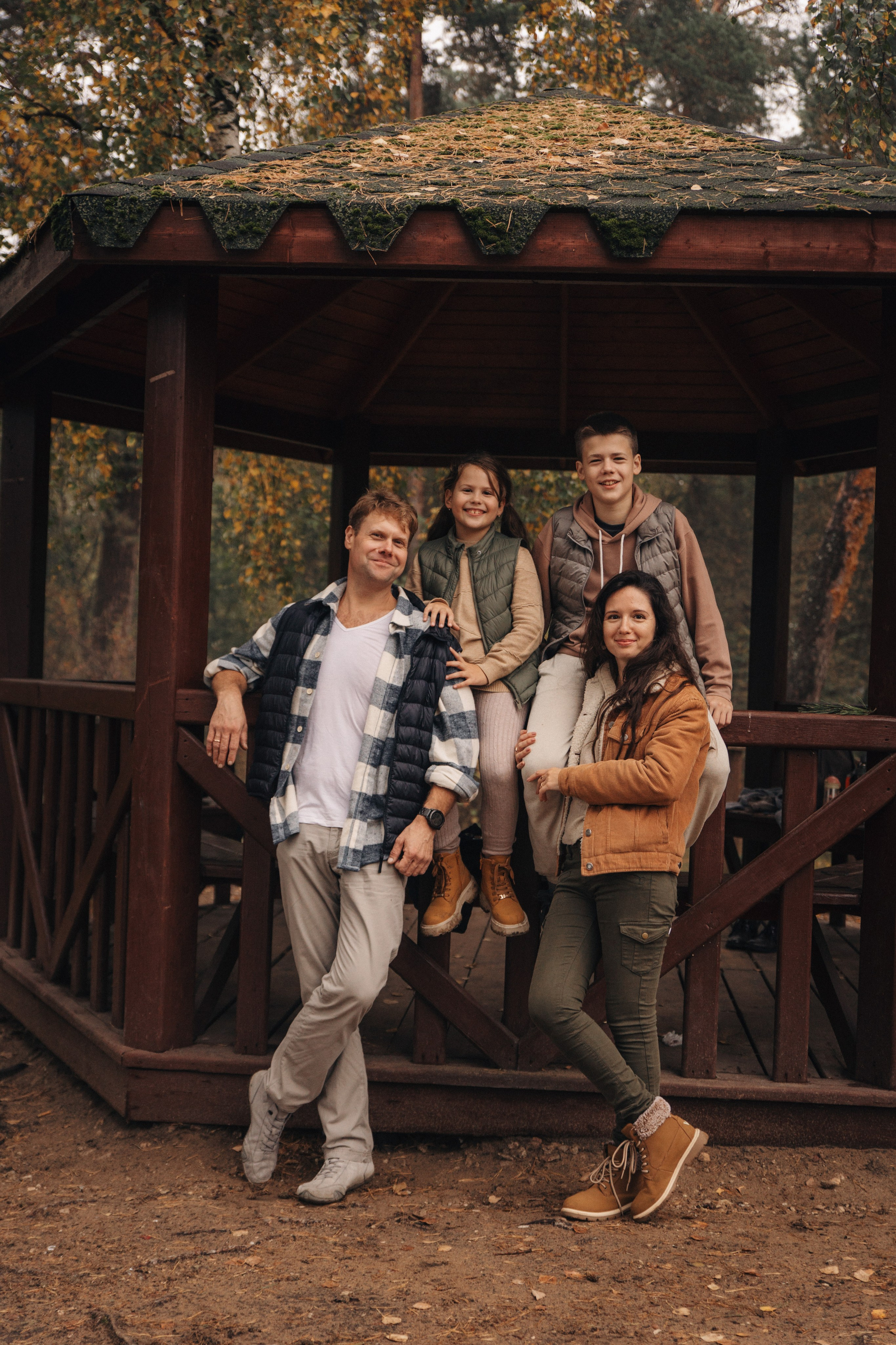 Алина, Саша, Андрей и Полина. Семейный фотограф В Москве Александра Дейкун