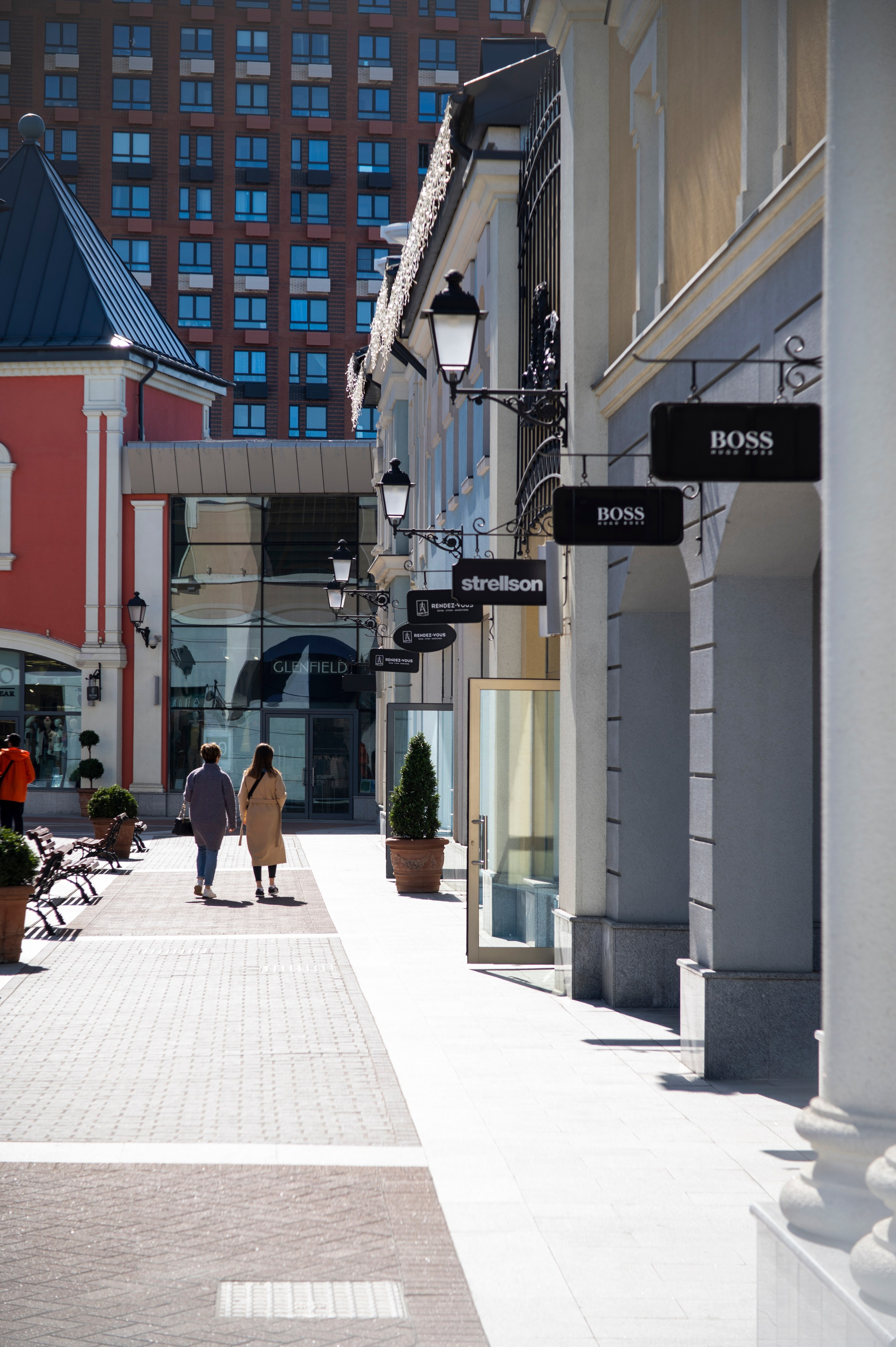 Фотопрогулка апрель 2022. Фотограф Роман Адлер