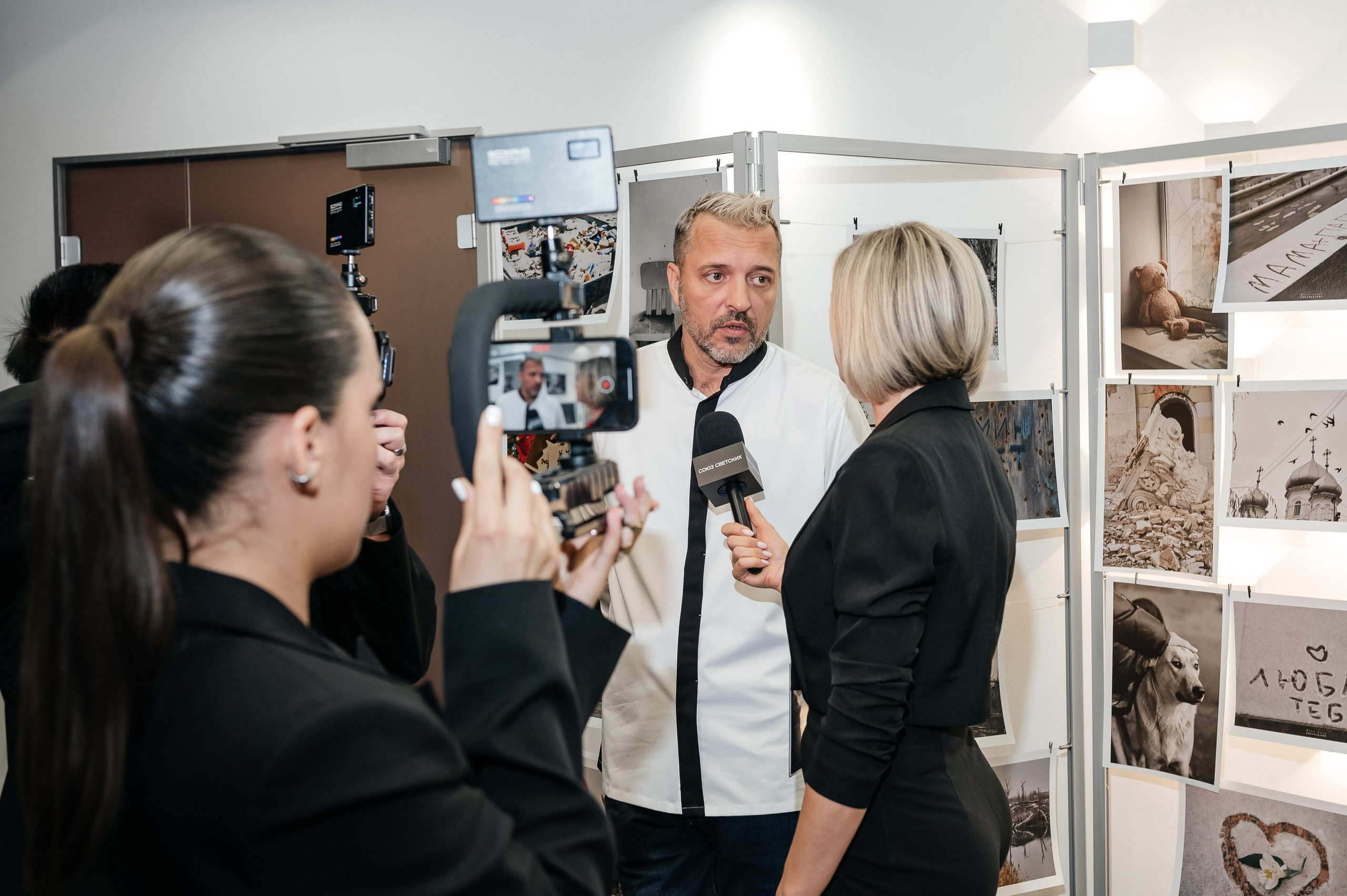 Обо мне. Выставки, публикации, галереи, конкурсы. Фотограф Роман Адлер