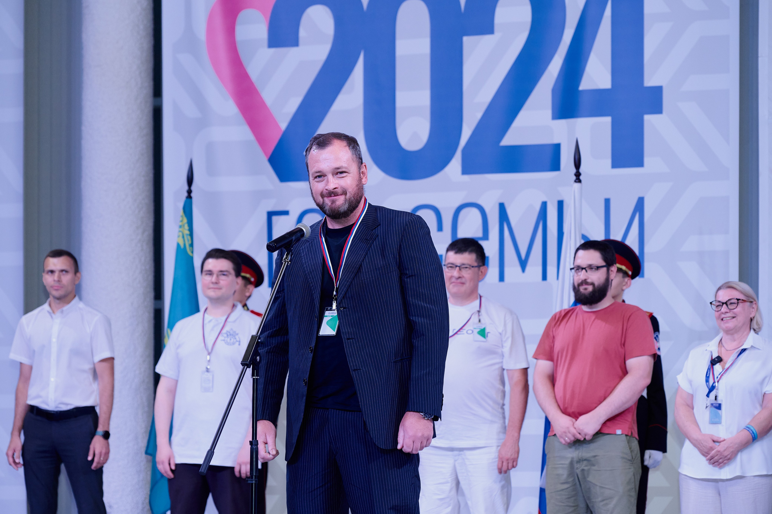 Открытие смены «Юный Геолог». ВДЦ «Смена» Авугст 2024 Анапа. Фотограф Роман Адлер