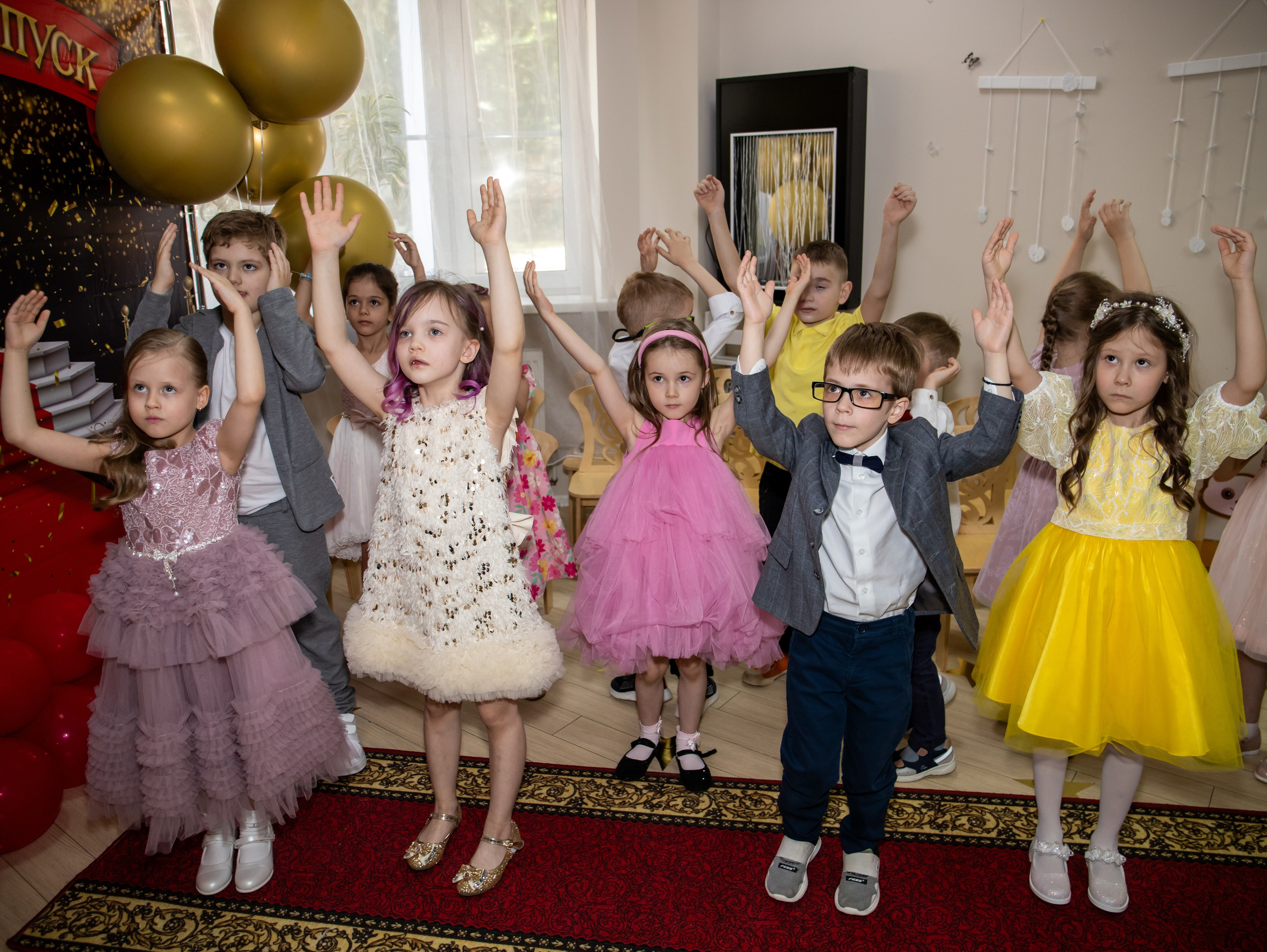 Утренник дет сад. Свадебный и семейный фотограф в Москве Мила Широких