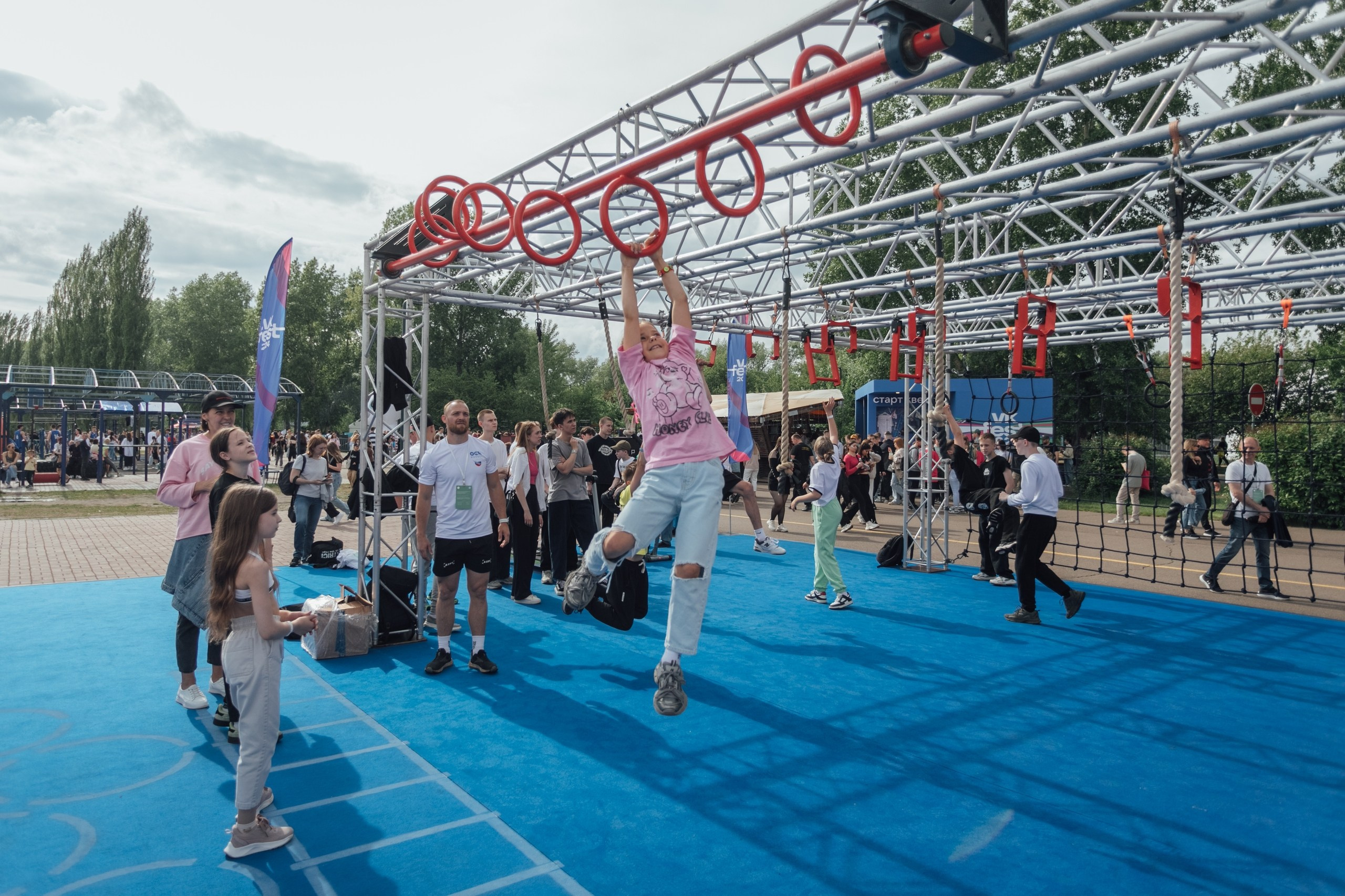 Vk Fest 2024 в Красноярске @ Остров Татышев. Репортажный фотограф Максим Полянский. Москва, Санкт-Петербург, Красноярск