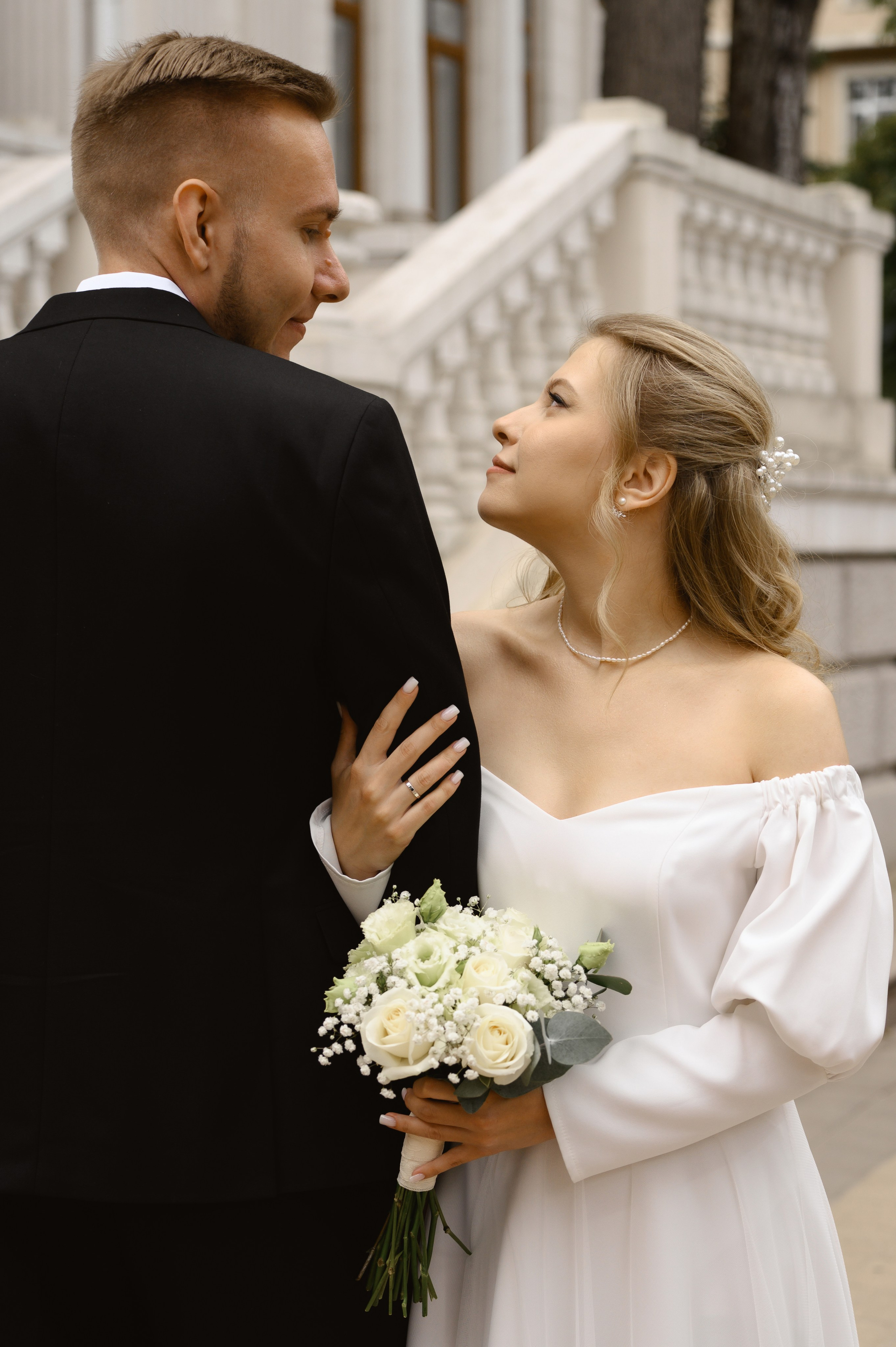 Свадебная съемка в Ростове, прогулка на яхте и семейный ужин за городом