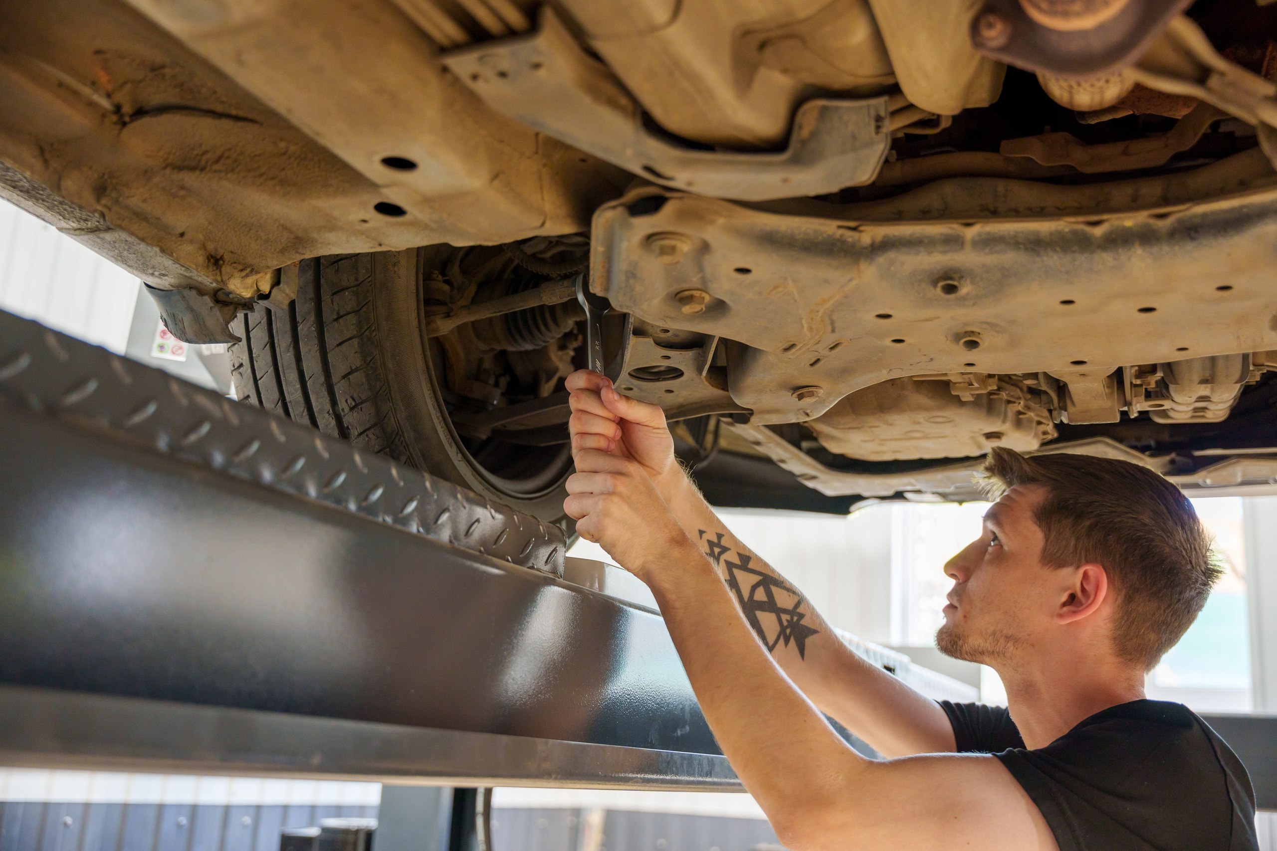 Интерьерная фотосъемка автосервиса Fit Service в Краснодаре — Профессиональная фотосъемка интерьера техцентра в Краснодаресеть СТО. Шедевры для Вас! Фотограф и Видеограф в Краснодаре Пахиев Руслан