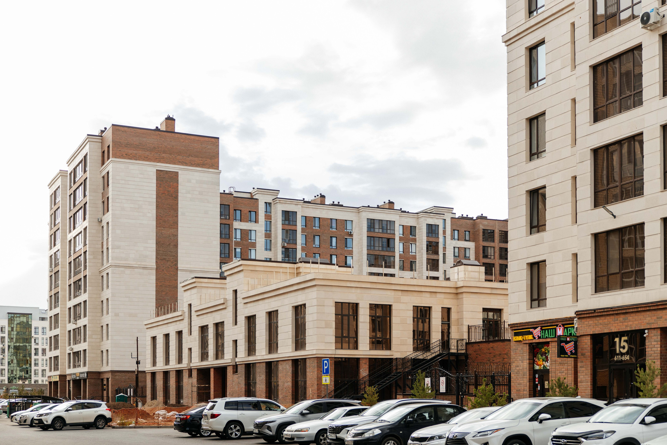 Проект 6. ЖК Манхэттен 1-5, Амстердам. Дата: июль 2023. Профессиональный фотограф в городе Астана/Алматы Даурен Сембаев