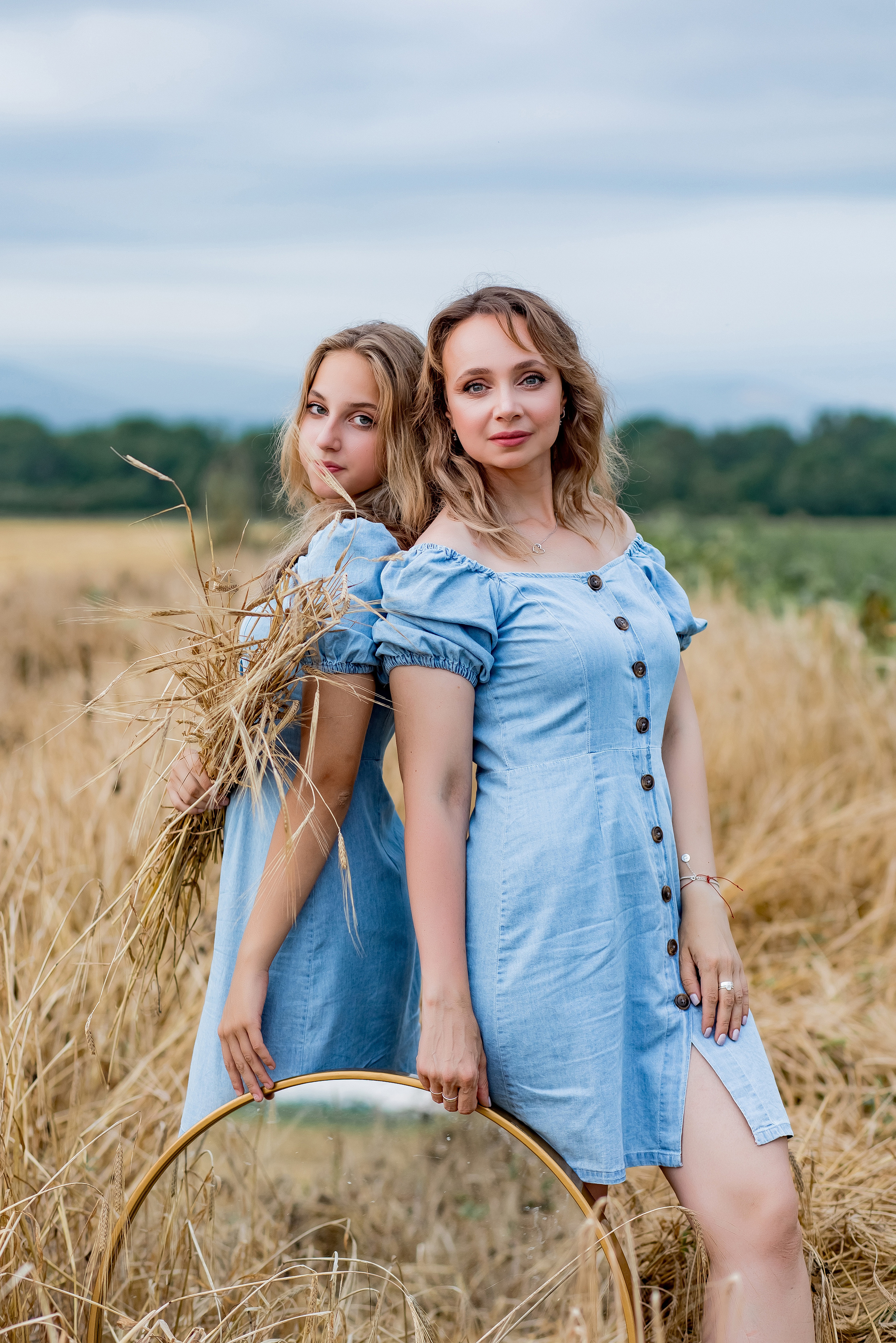 Оля и Поля. Детский и семейный фотограф город Артём Елена Пушкина, Приморский край