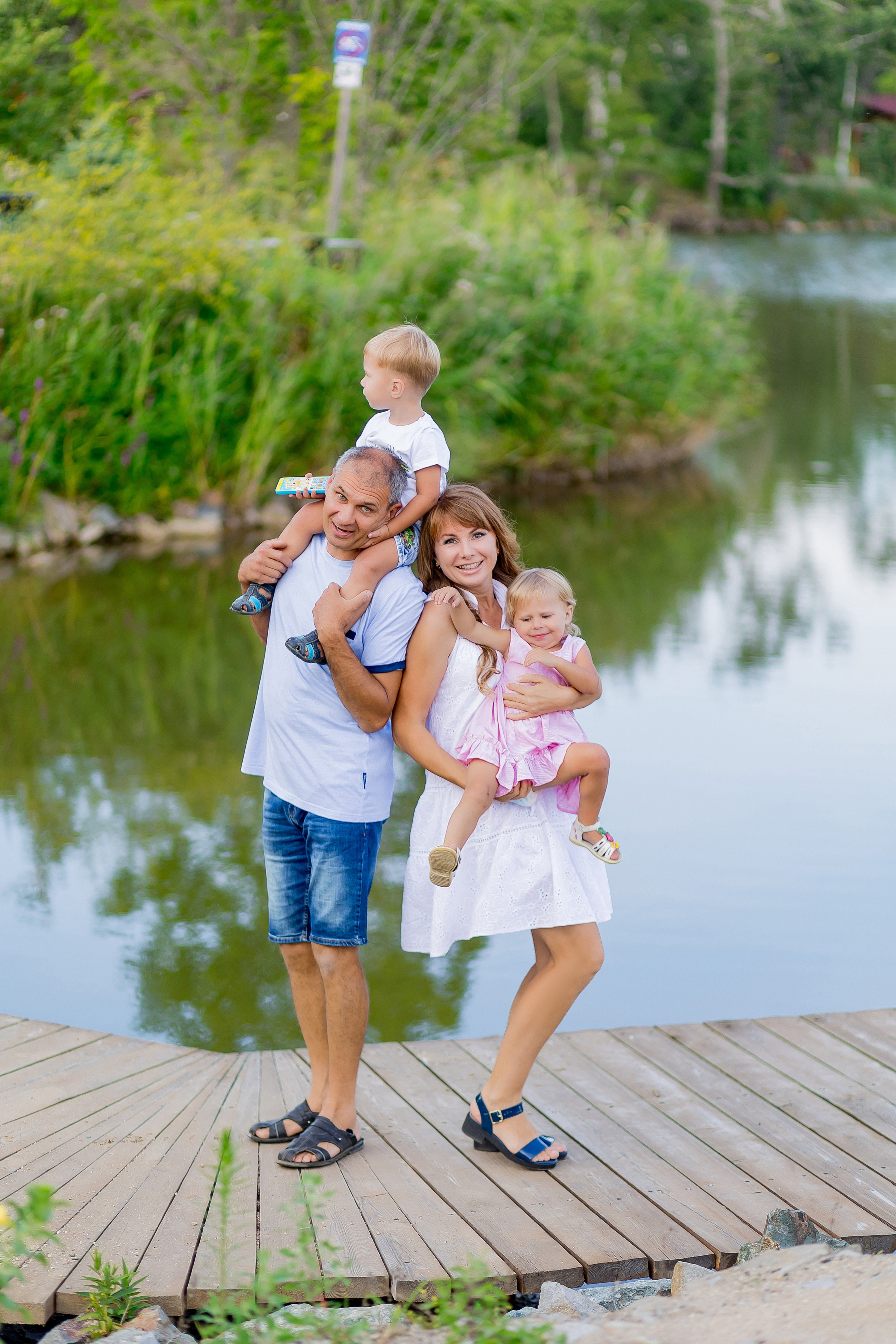 Елена. Детский и семейный фотограф город Артём Елена Пушкина, Приморский край