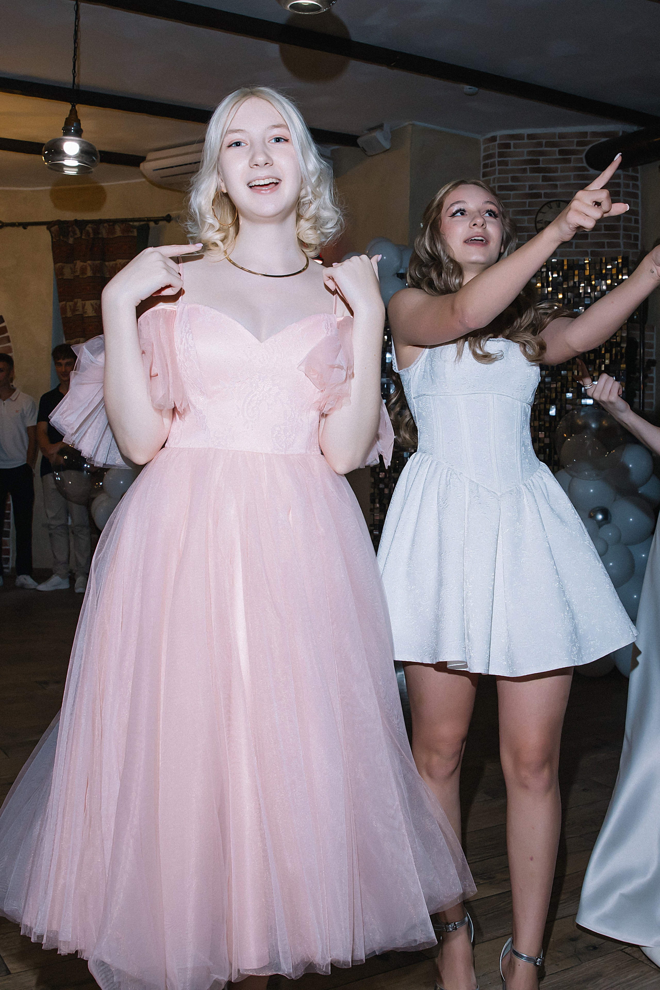 9 класс Гимназия 82. Фотограф и Видеограф в Краснодаре Юлия Солодченко