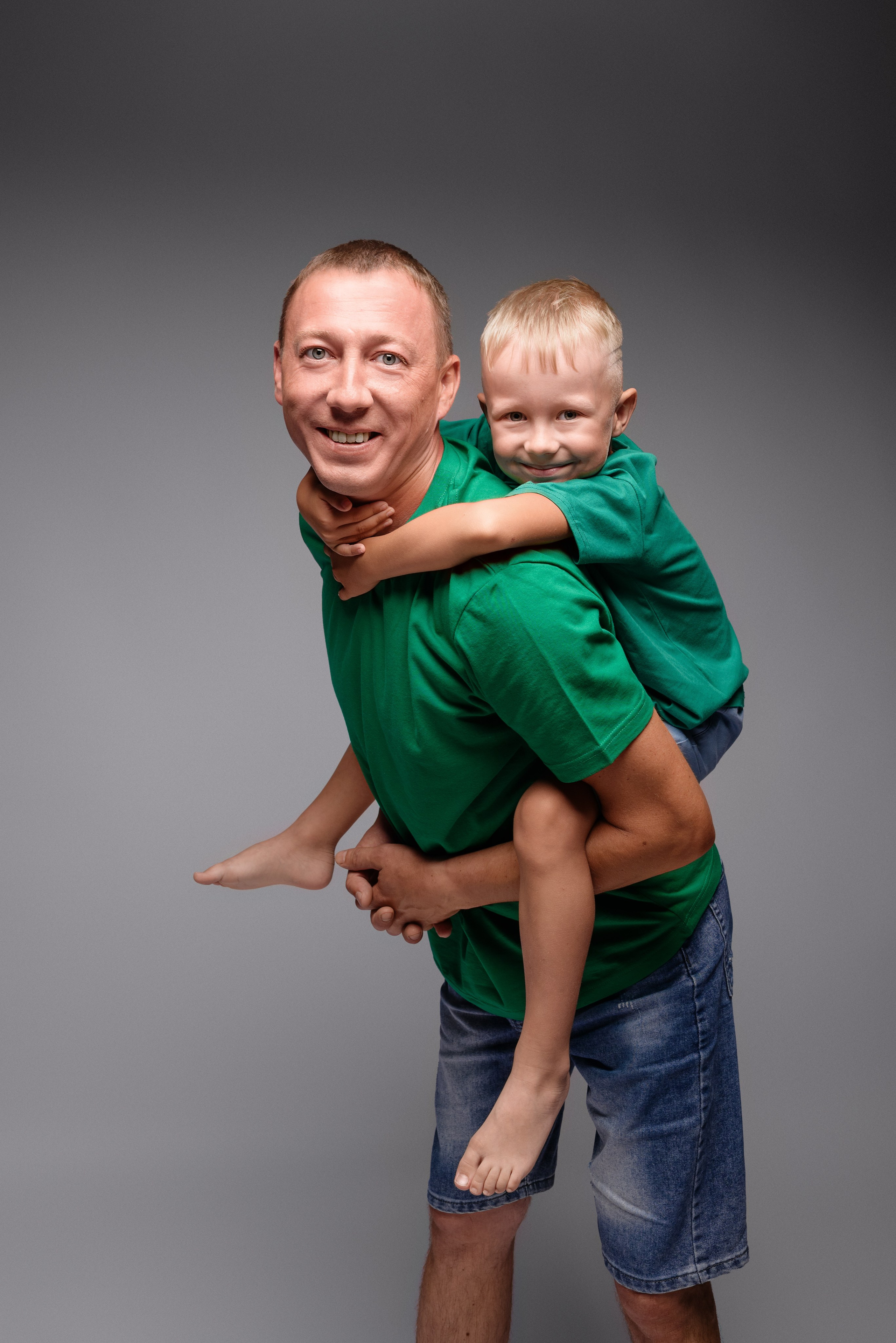 Фотосессия семейная. Семейный фотограф и фотограф новорожденных г. Солигорск Галина Демчук