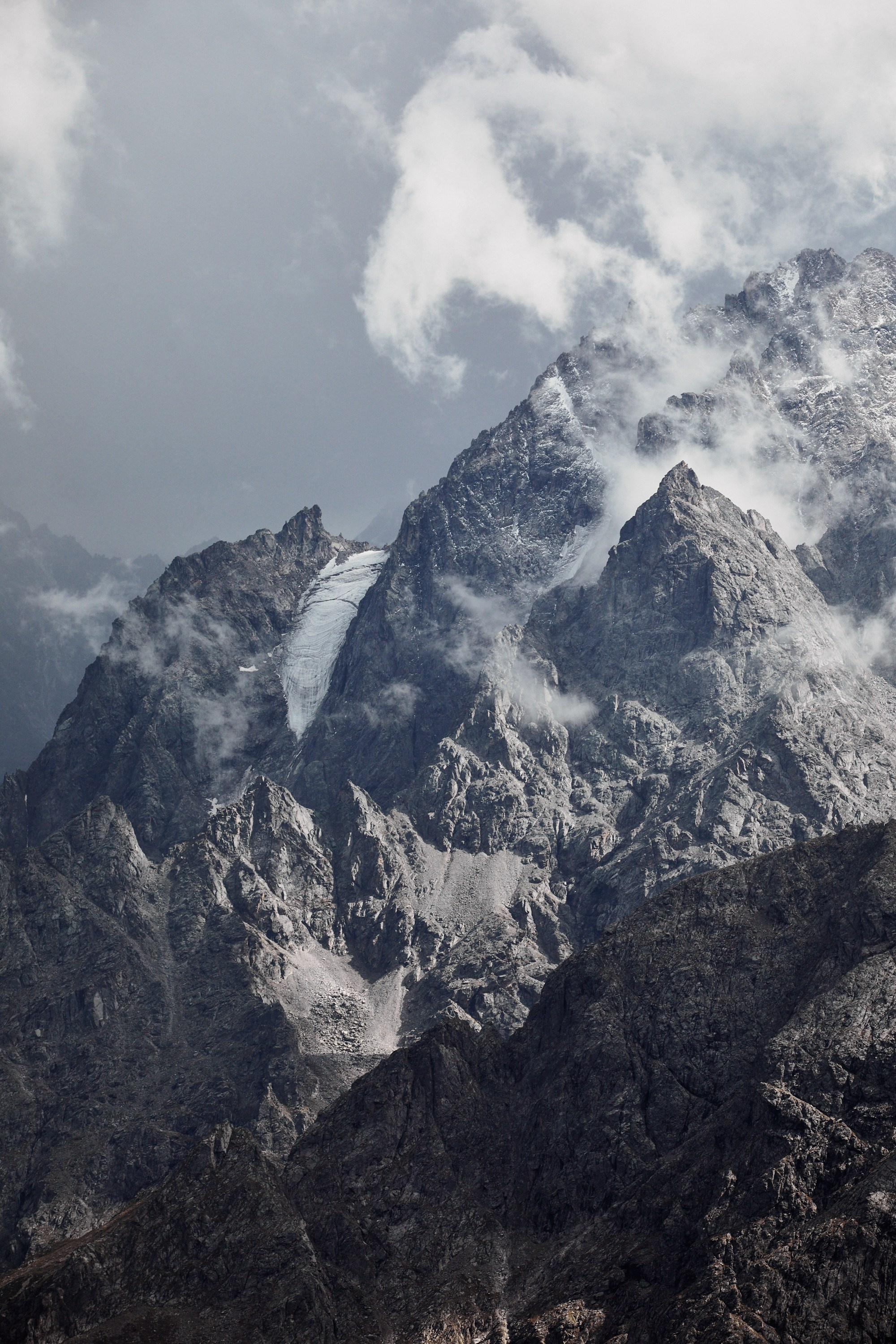 Озеро Гийбашкель. Фотограф Продюсер в горах КБР / Москва  Нальчик Горы