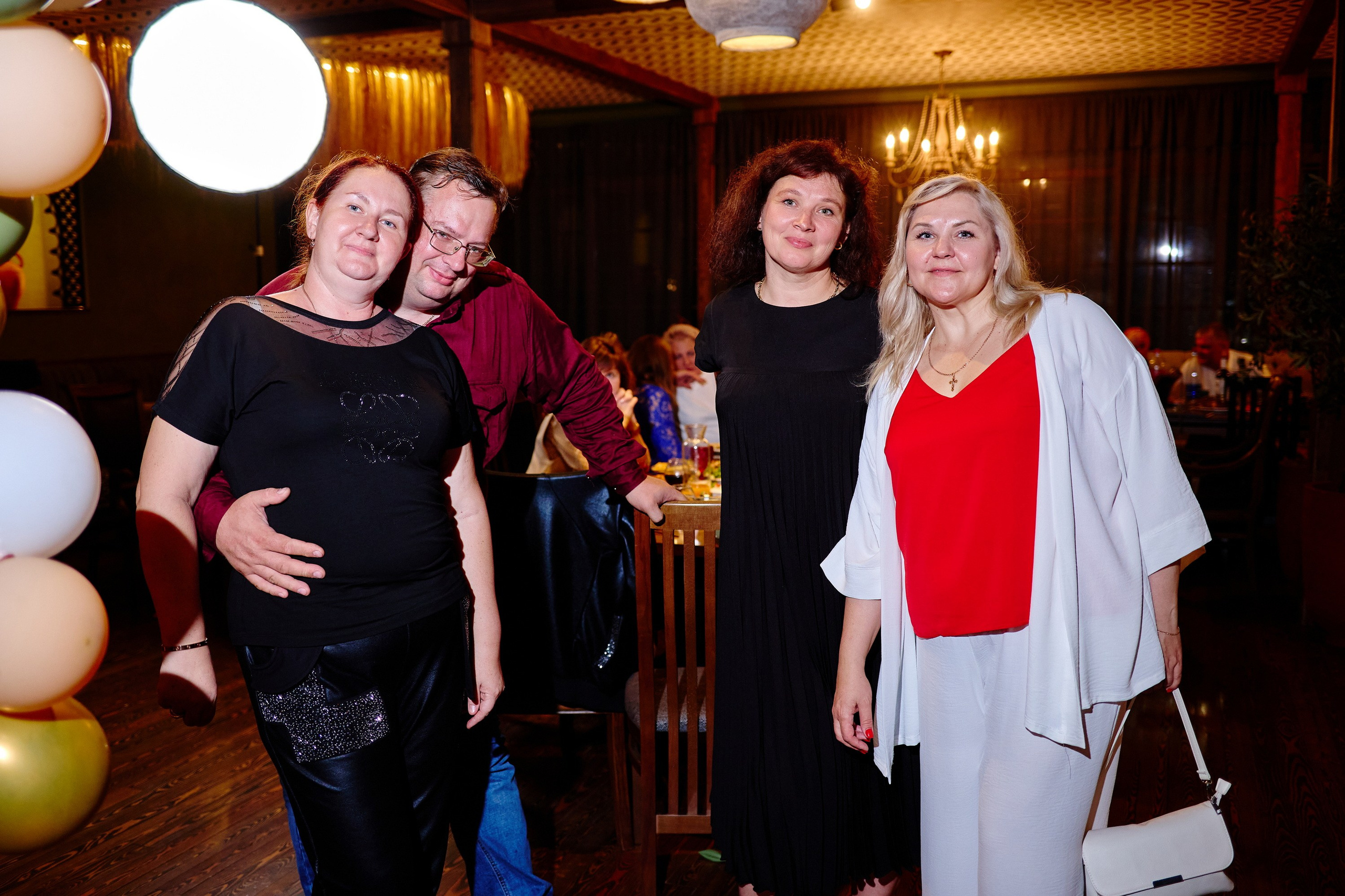 Выпускной 35 Сош. Фотограф Выпускные альбомы Таганрог Сергей Коробченко