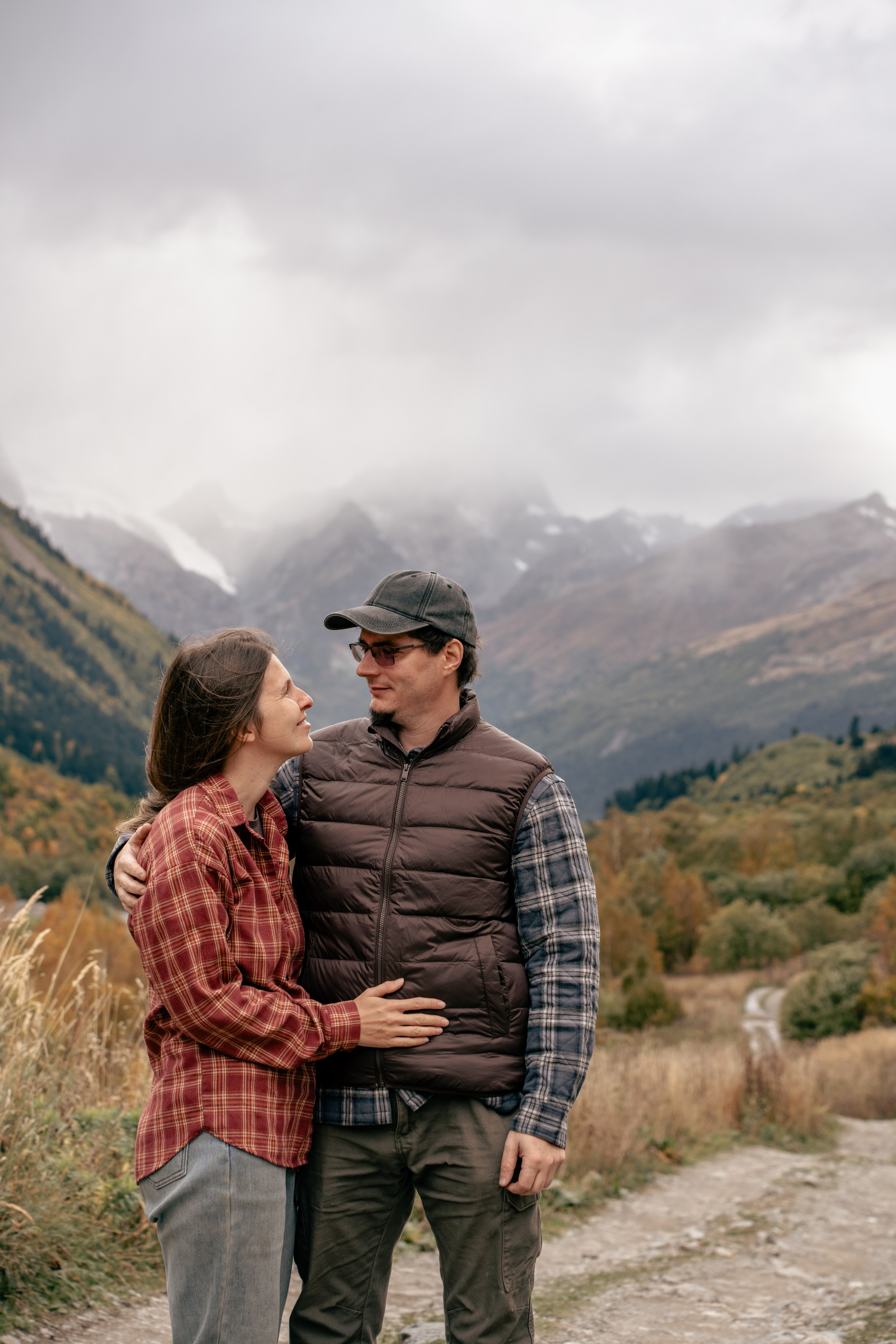 Семейная фотосессия в Домбае. Фотограф КМВ|ГОРЫ Пятигорск Железноводск Ессентуки Кисловодск Домбай Архыз Эльбрус