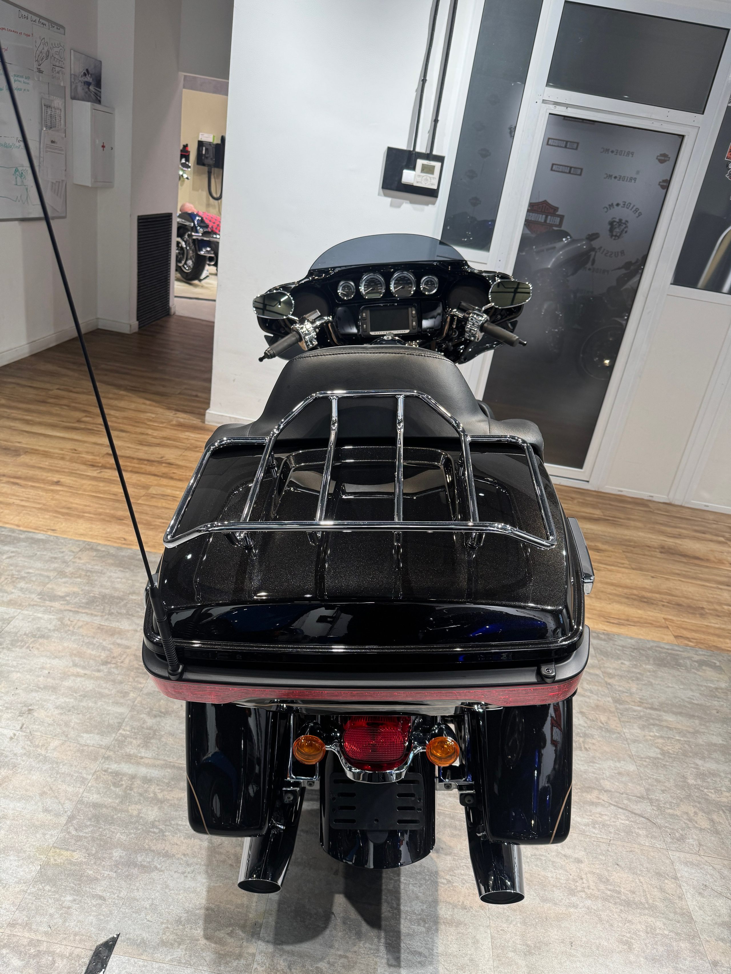 Мотоциклы Harley-Davidson 2017 Electra Glide Limited (Black Tempest) (Touring)  — купить мотоцикл. Hello Davidson, Москва. Только хорошие мотоциклы…