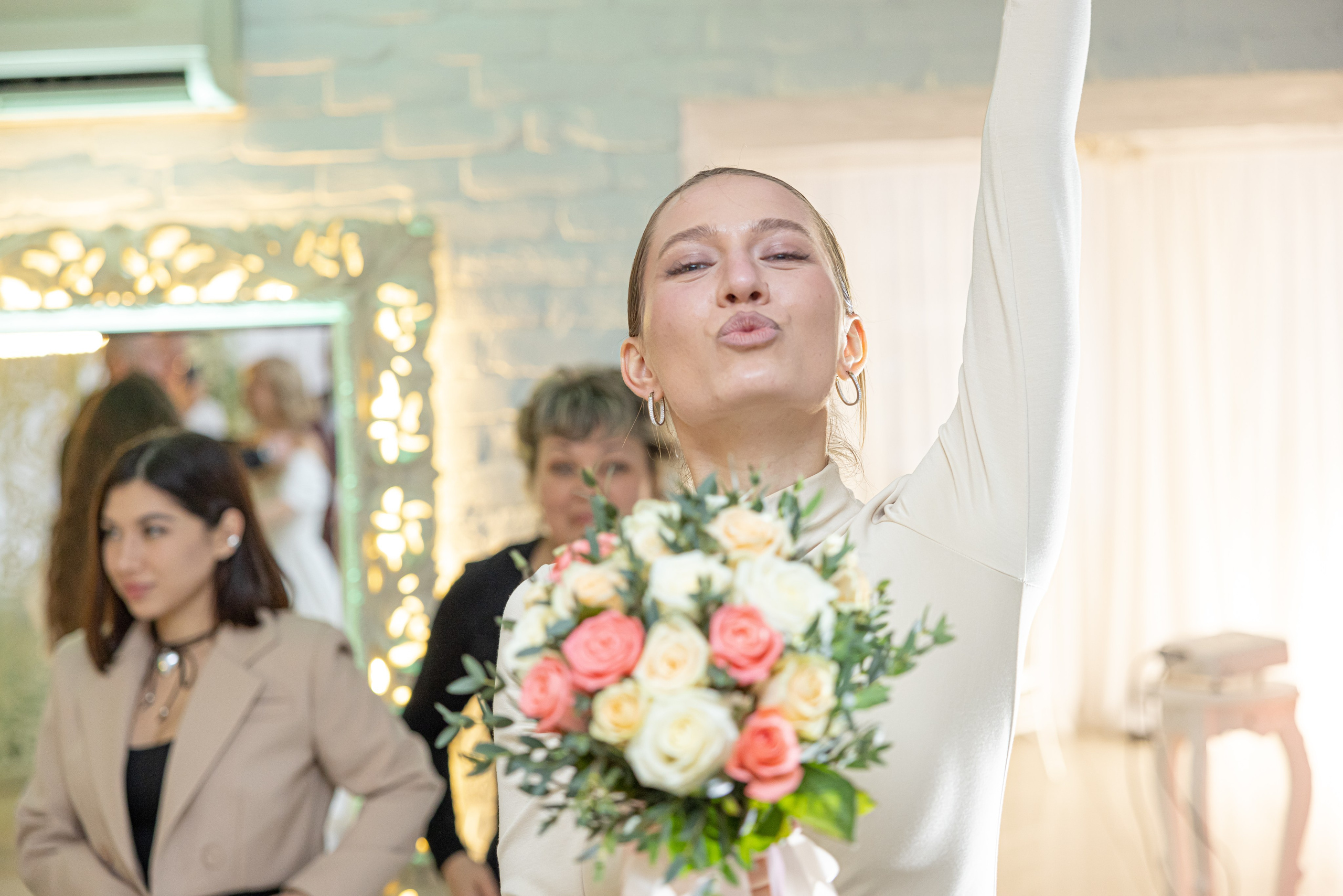 Александр и Диана. Свадебный фотограф Иван Петров