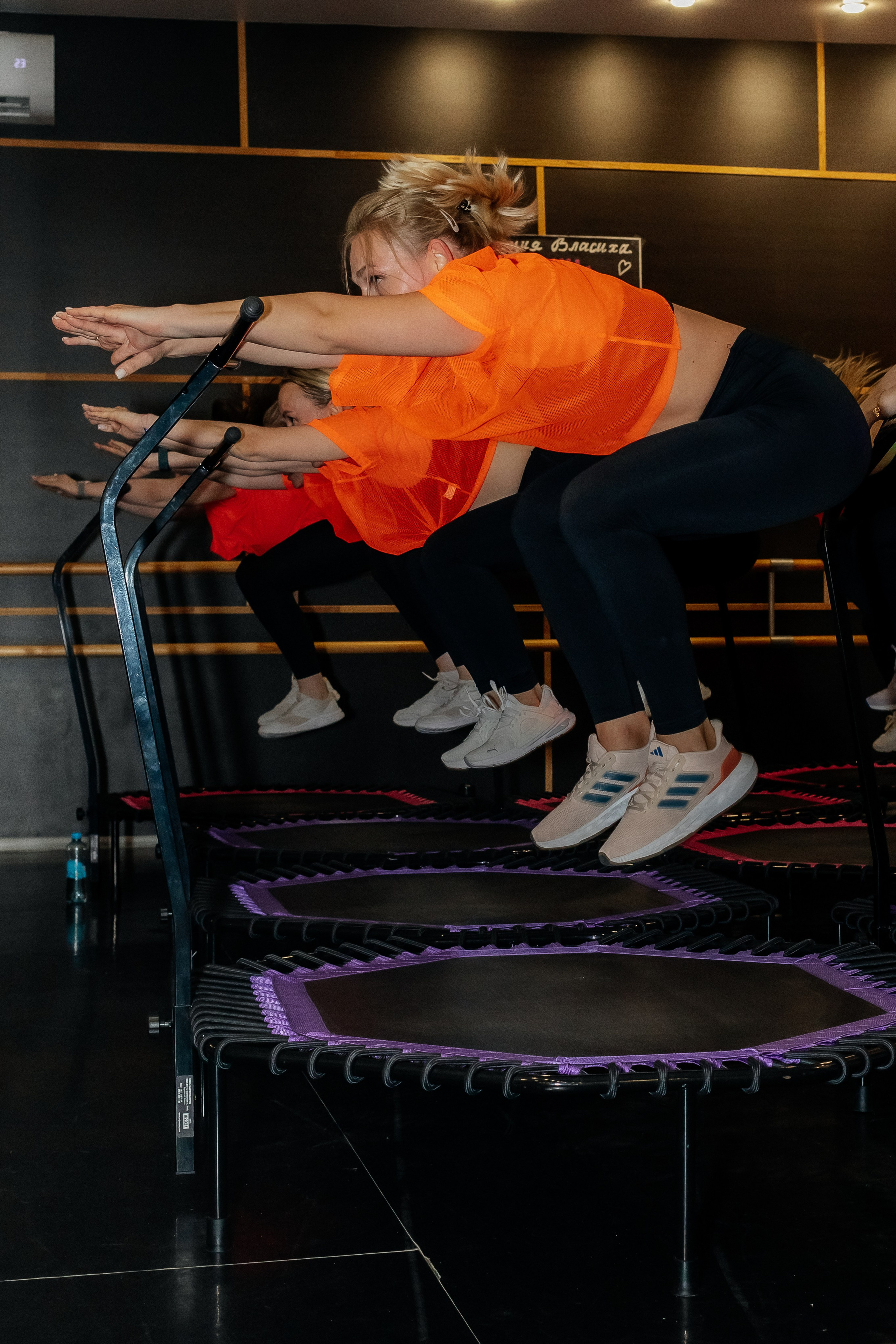 Съемки тренировок для сети студий Jumping Fitness. Ирина Тихонова — фотограф для детей и коллективов в Москве