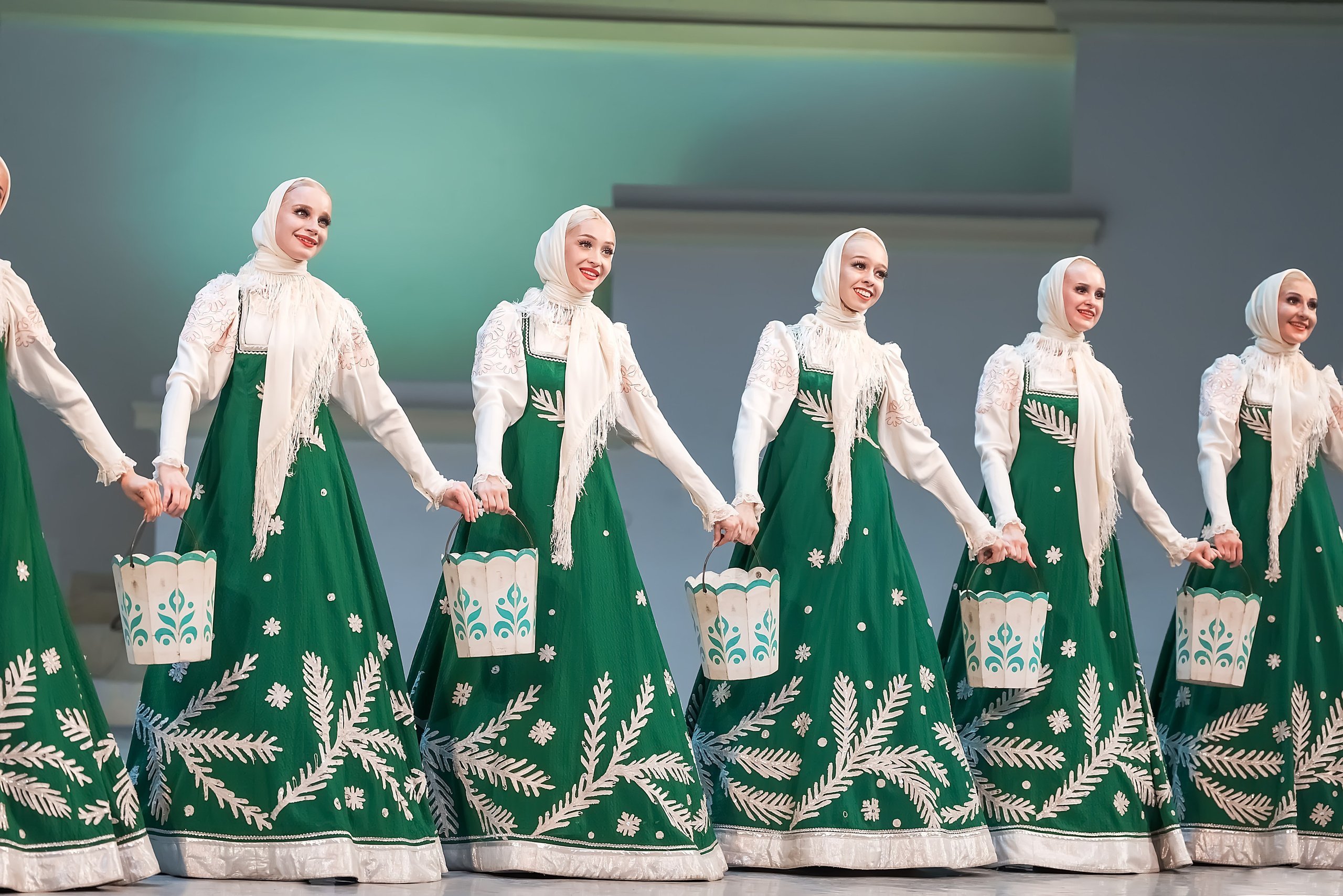 Красноярский государственный академический ансамбль танца Сибири им. Михаила Годенко. Балетный фотограф Москва Майоров Николай