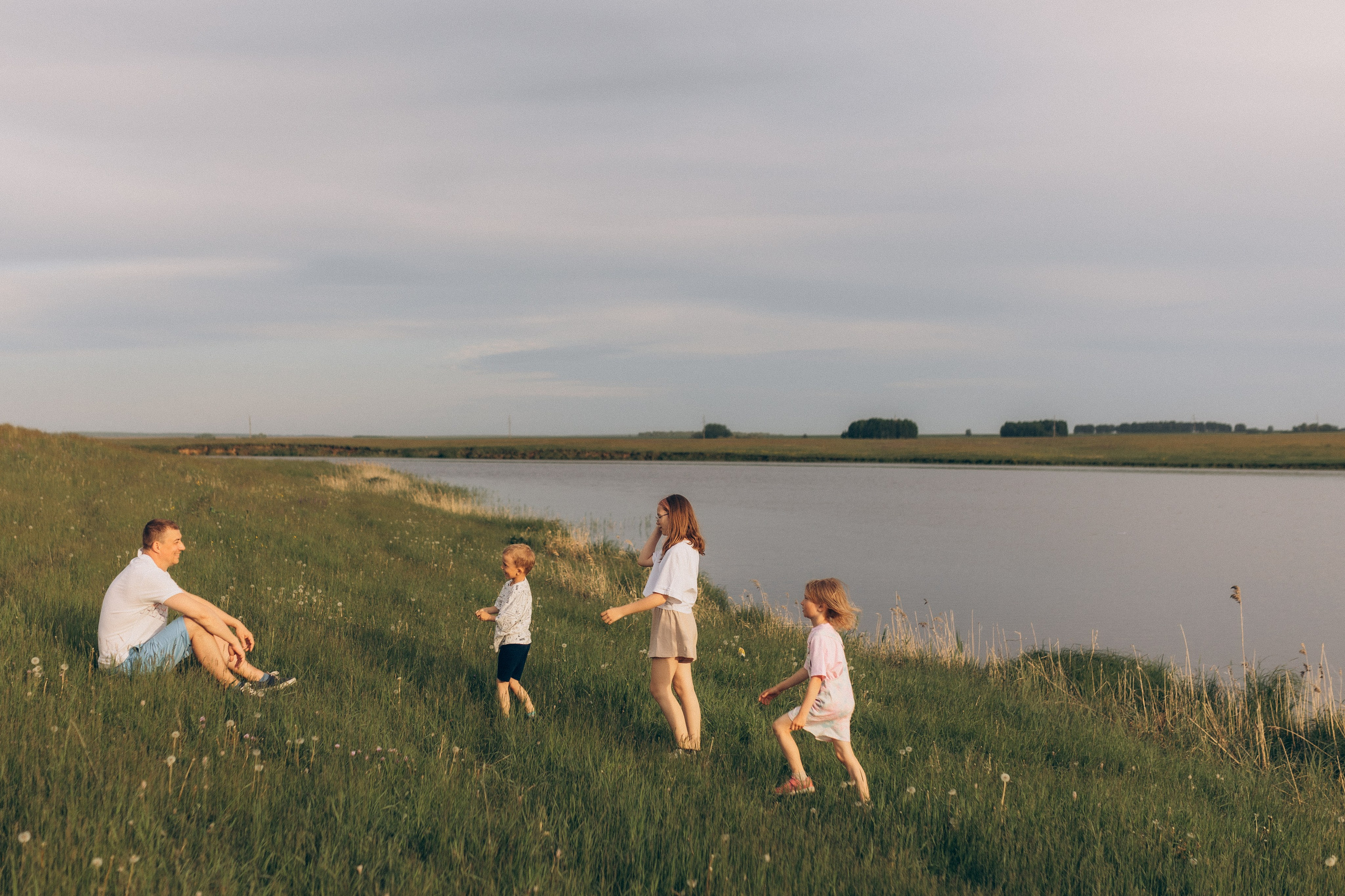 Иван, София, Лилия и Егор. Семейный фотограф lifestyle в Новосибирске Елена Шпилевая