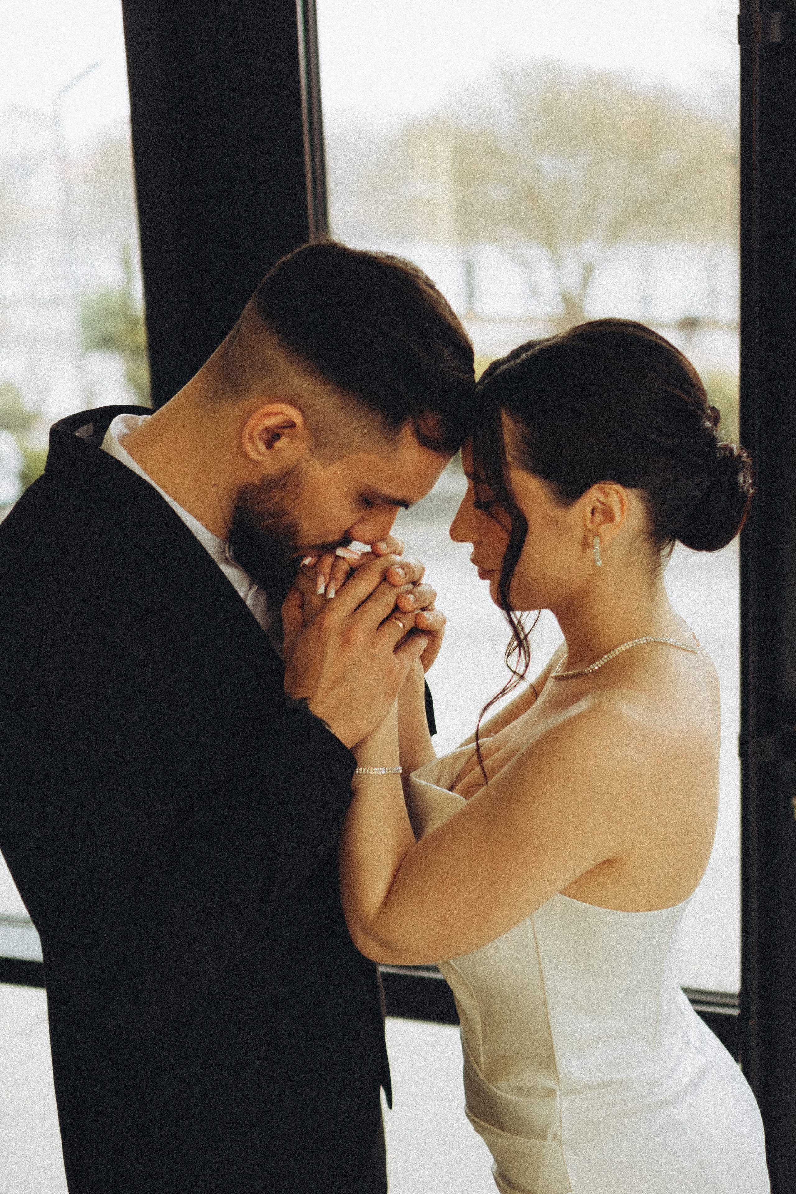 СВАДЕБНАЯ СЬЕМКА СБОРОВ ЖЕНИХА И НЕВЕСТЫ В ОТЕЛЕ И ТАКЖЕ ФОТОСЕССИИЯ В ОТЕЛЕЕ МЕГАПОЛИС БРЯНСК. Профессиональный фотограф, Санкт-Петербург — Виктория Богомолова